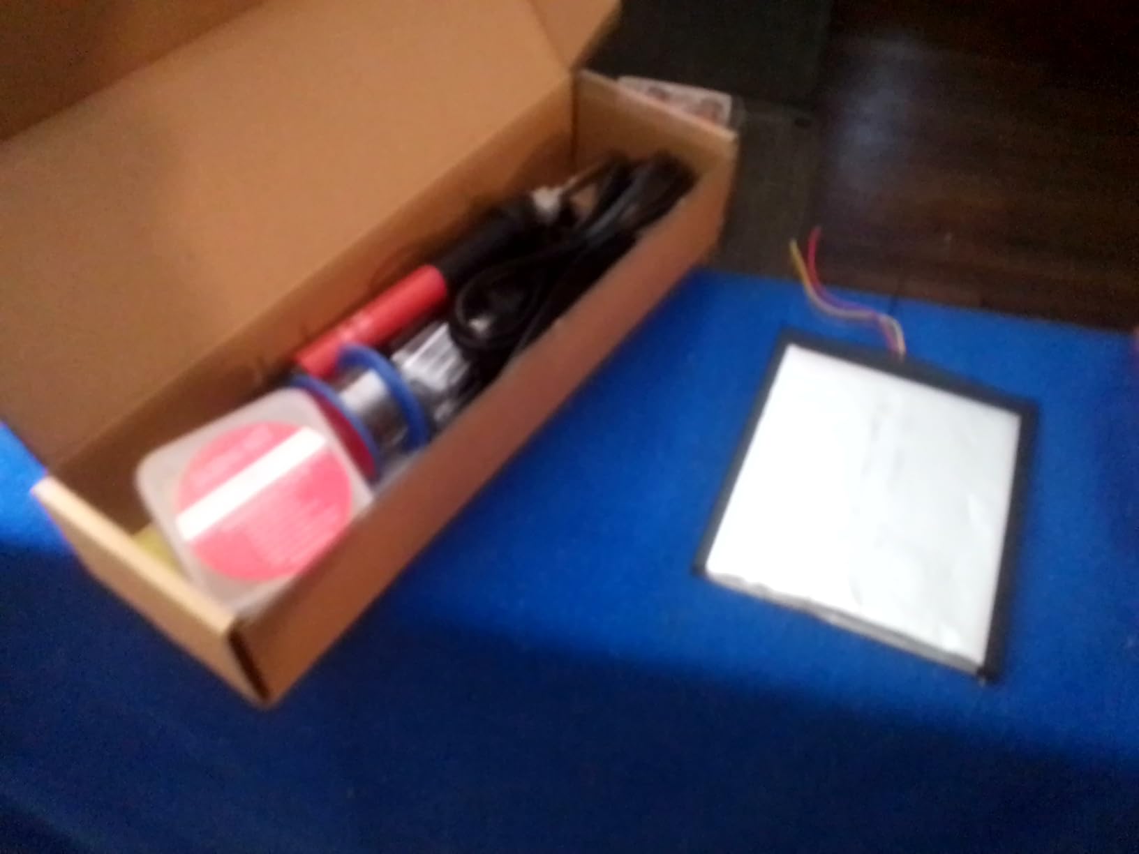 Soldering Iron Kit, 60W Soldering Iron with 5pc Interchangeable Tips, 10-in-1 Adjustable Temperature Solder Welding Tools, Fast Heating, Electronic Repair, 110V customer photo 1