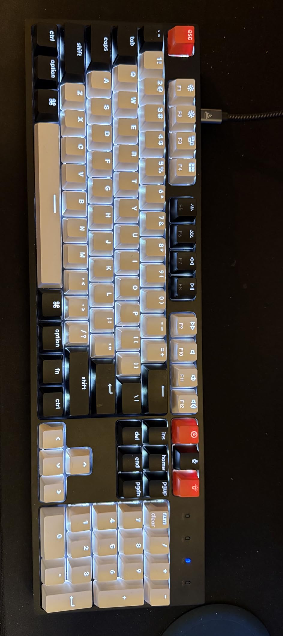 Keychron C2 Full Size Wired Mechanical Keyboard for Mac, Hot-swappable, Gateron G Pro Red Switch, White Backlight, 104 Keys ABS Keycaps Gaming Keyboard for Windows, Type-C Braid Cable customer photo 1
