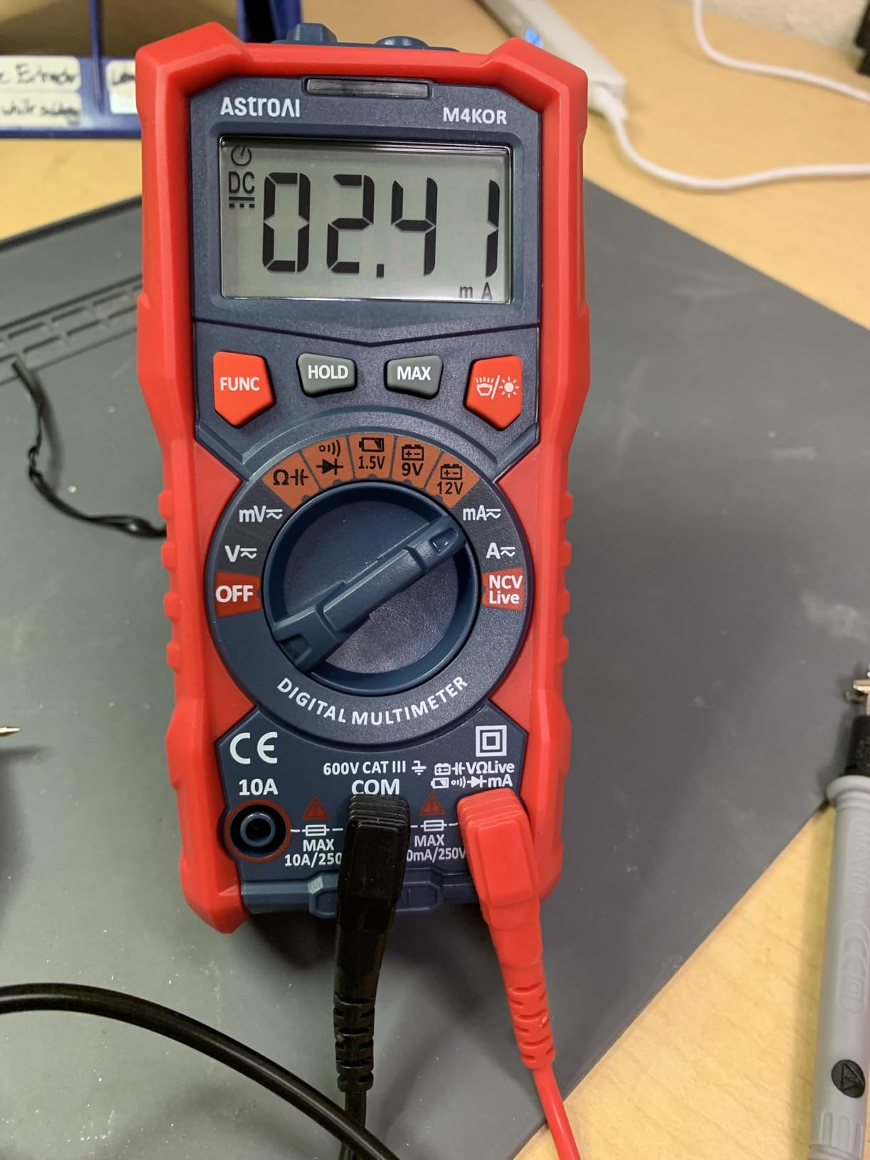 AstroAI Multimeter Tester, TRMS 4000 Counts Volt Meter Auto-Ranging Ohmmeter Digital 1.5v/9v/12v Battery Voltage Tester Measure Voltage Current Resistance Diodes Continuity Capacitance with NCV customer photo 1