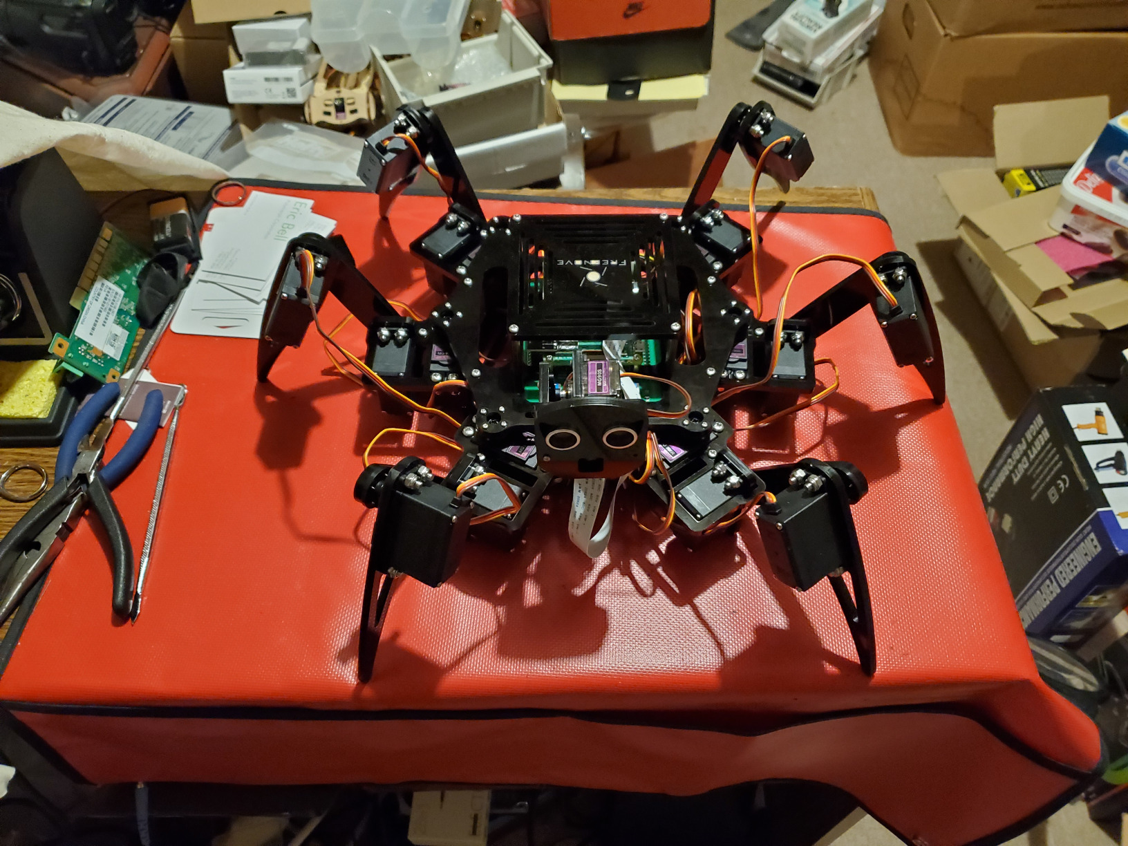 Freenove Big Hexapod Robot Kit for Raspberry Pi 5 4 B 3 B+ Zero 2 W, Walking, Self Balancing, Face Recognition, Ultrasonic Ranging, App Control, Camera, Servo (Raspberry Pi NOT Included) customer photo 1