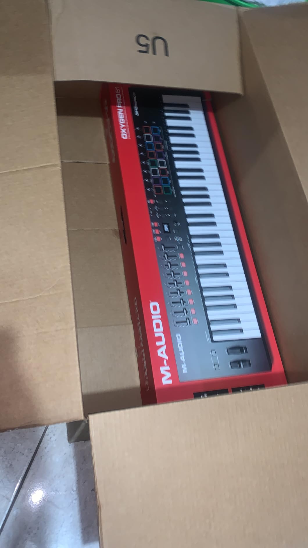 M-AUDIO Oxygen Pro 49 Key USB MIDI Keyboard Controller With Beat Pads, MIDI-assignable Knobs, Buttons and Faders, and Native Instruments Sound Package customer photo 1