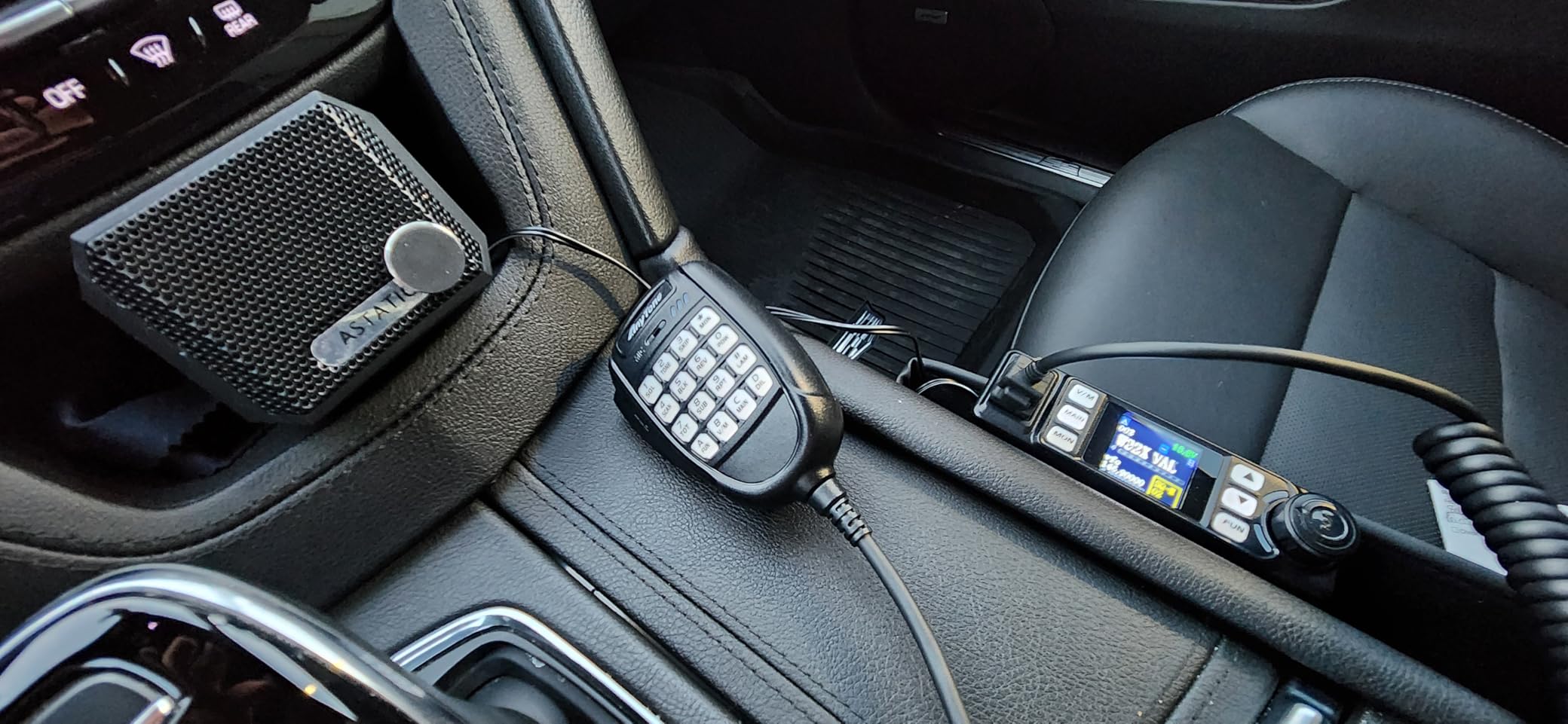 AnyTone Mini Size Dual Band Transceiver Mobile Radio VHF/UHF Two Way Radio AT-779UV for Car Vehicle Black customer photo 1