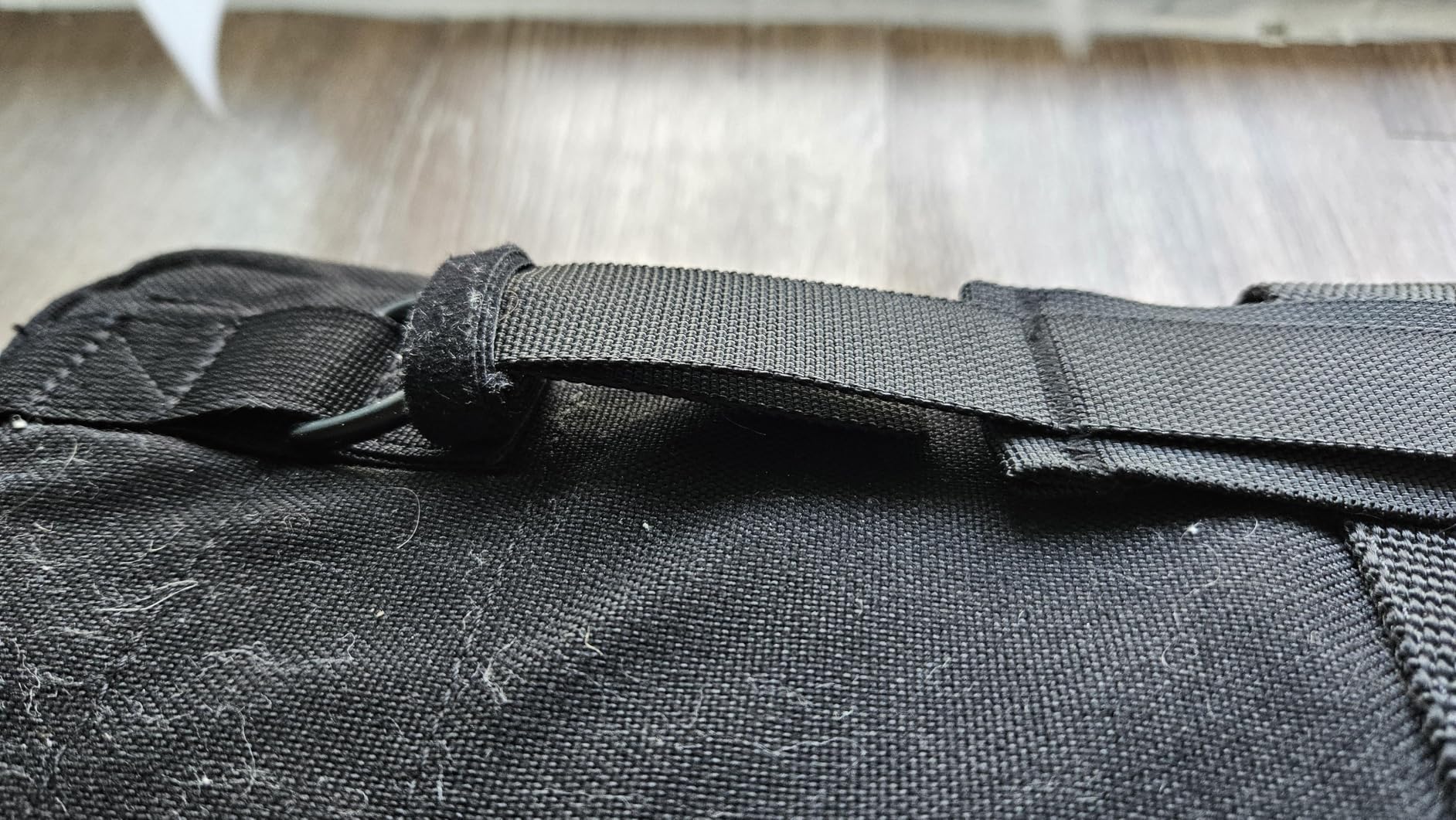 150PCS Reusable Cable Ties - 4+6+8+10inch Multi-Purpose Cable management Hook & Loop Cable Straps Wire Ties,Adjustable Fastening Cord Organizer,Cable Organizer for Home,Office and Data Centers,Black customer photo 1