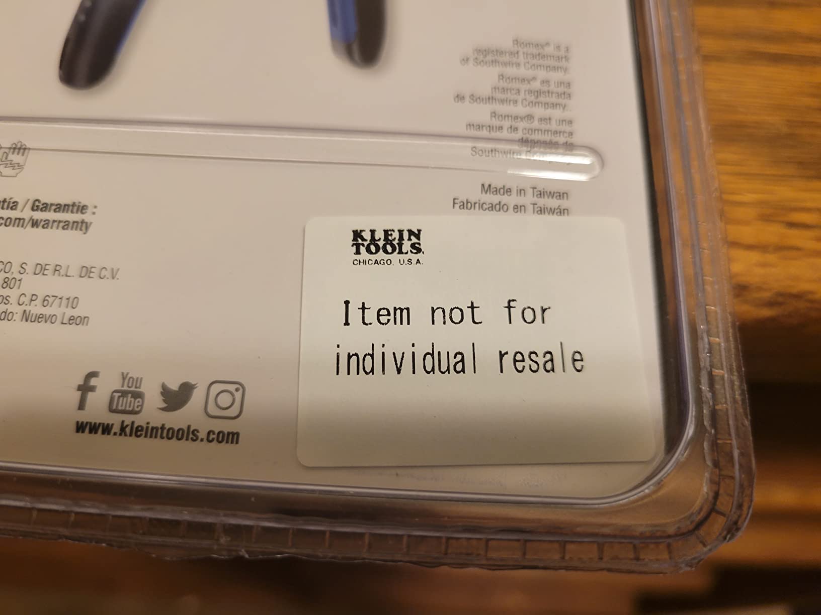 Klein Tools 80013 Wire Stripper / Ratcheting Crimper, Electrical Crimping Tool Kit with Automatic Wire Stripper and Ratcheting Insulated Terminal Crimper, 2-Piece customer photo 2