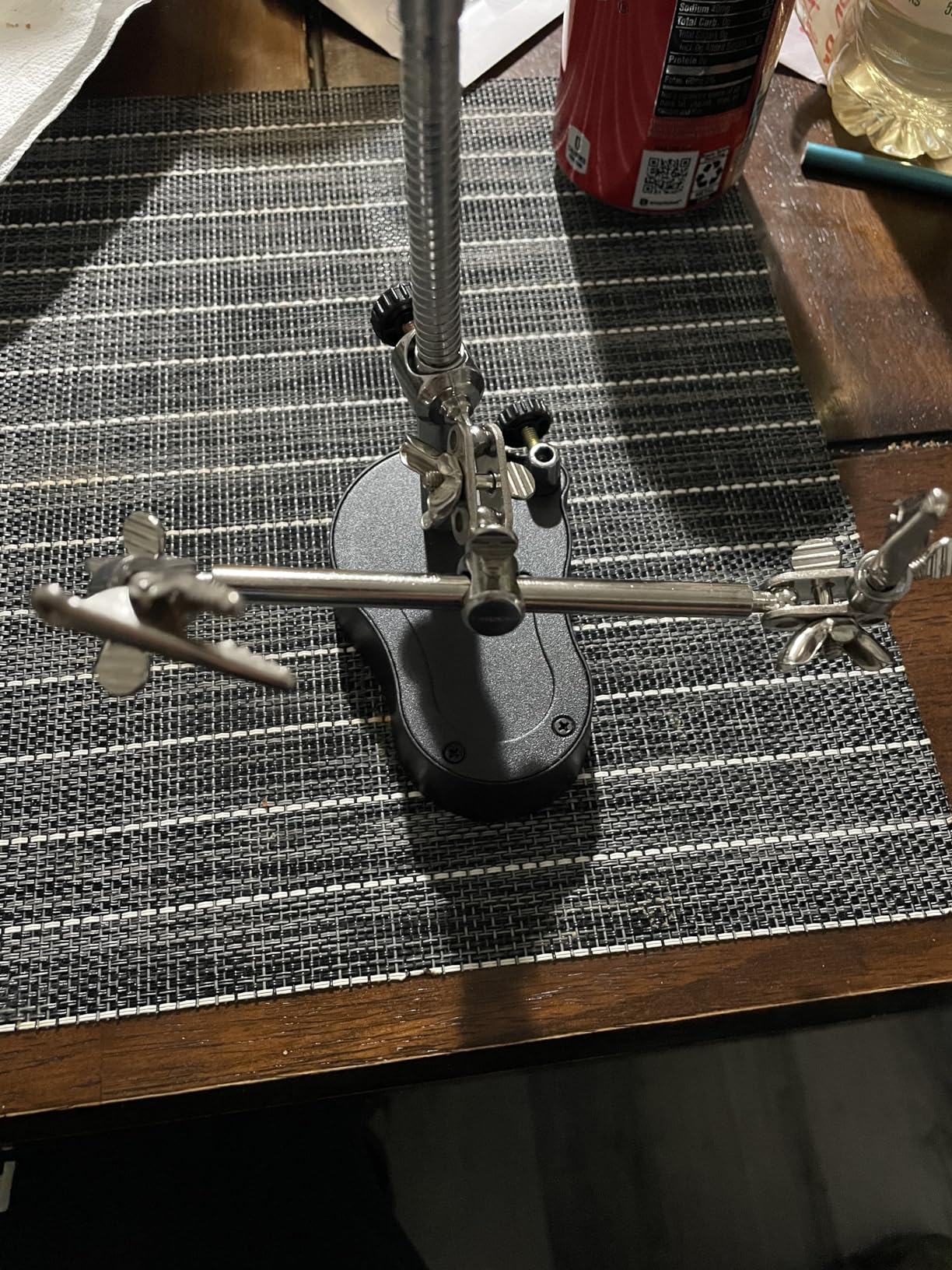 Desktop LED Lighted Magnifying Glass Soldering Station, mlogiroa Adjustable Helping Hands Magnifier 2.5X 7.5X 10X Magnifying Glass Magnifier Station with LED Light customer photo 2