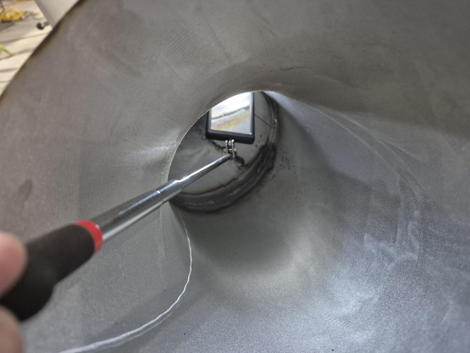 Tatuo 2 Pieces LED Mirror Inspection Telescoping Round Square Mirror Inspection Tool for Check The Condition of Vehicle, Observe The Eyelashes, Mouth and Other Small Parts customer photo 1