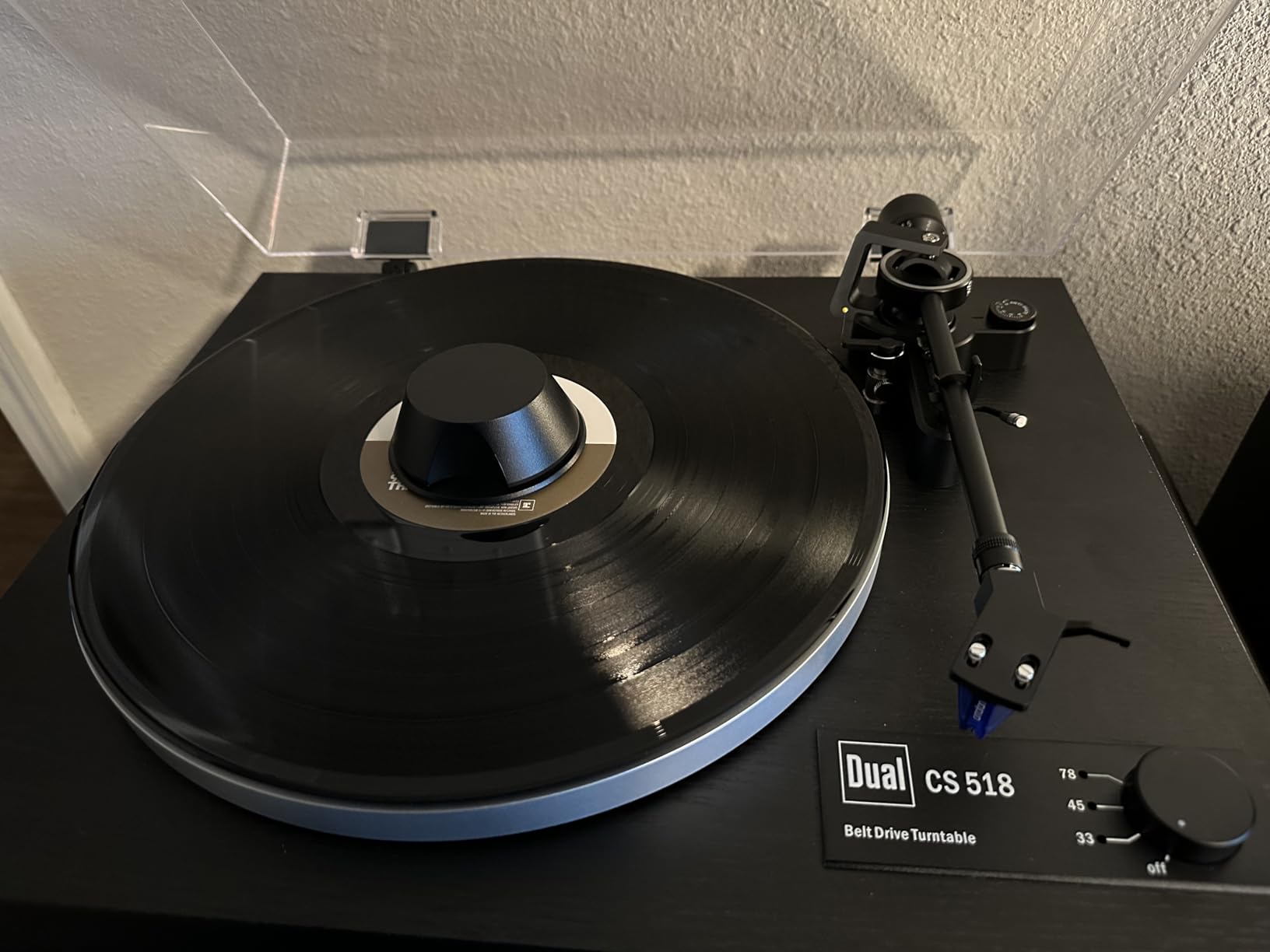 Dual CS518 Manual Belt-Drive Turntable with Twin-Gimbal Tonearm and Ortofon 2M Red Cartridge customer photo 1