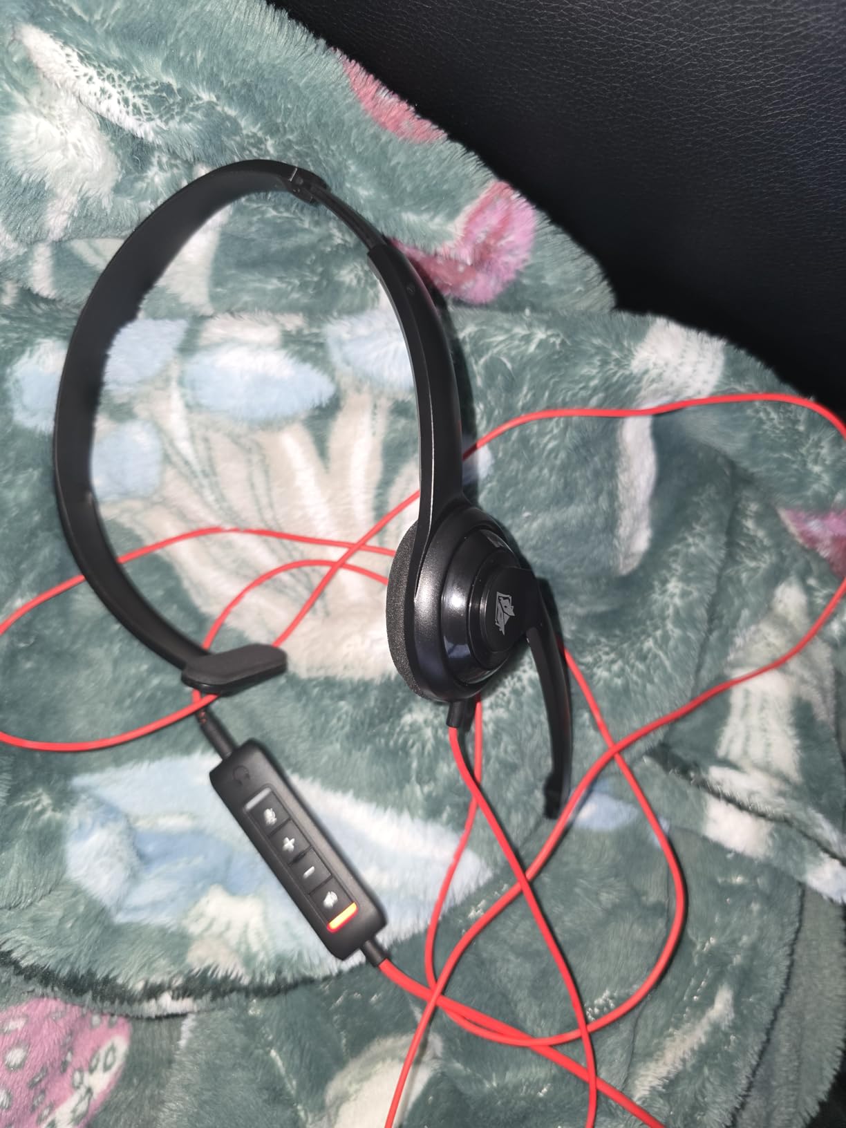 NUBWO HW02 USB Headset with Microphone Noise Cancelling &in-line Control, Ultra Comfort Computer Headset for Laptop pc, On-Ear Wired Office Call Center Headphone for Boom Skype Webinars(Black) customer photo 2