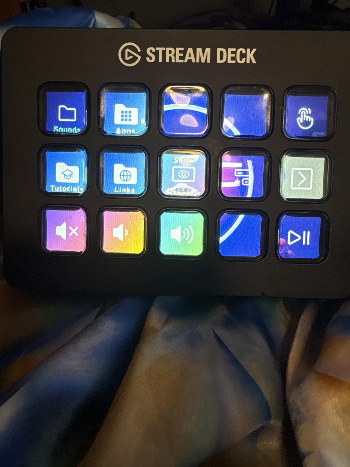 Stream Deck MK.2 - Studio Controller, 15 macro keys, trigger actions in apps and software like OBS, Twitch, YouTube and more, USB, works with Mac and PC customer photo 2