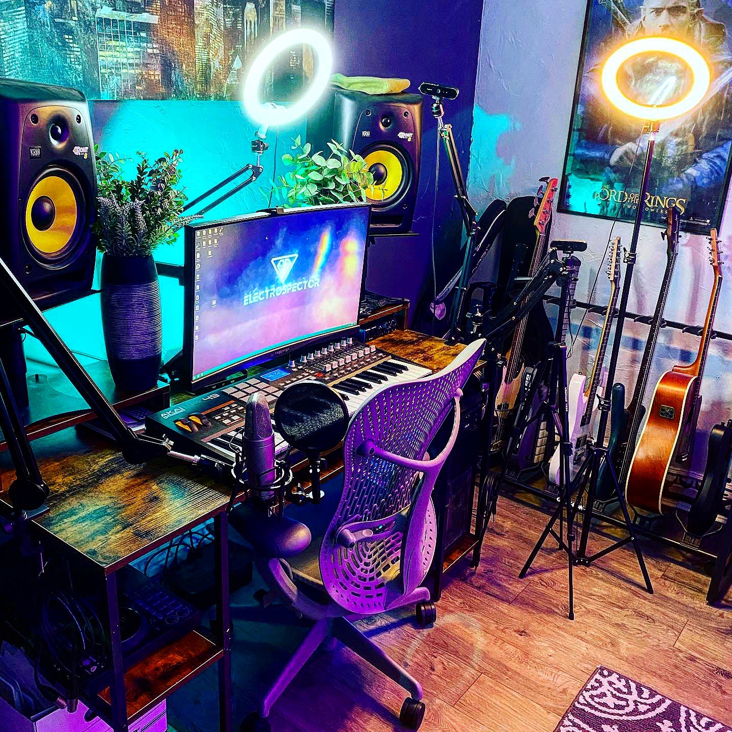 HYPIGO Computer Desk with Keyboard Tray, 55 Inch Music Studio Desk Music Production Desk with Storage Shelves Monitor Stands and 4 Iron Hooks, Workstation Gaming Table for Home Office customer photo 2