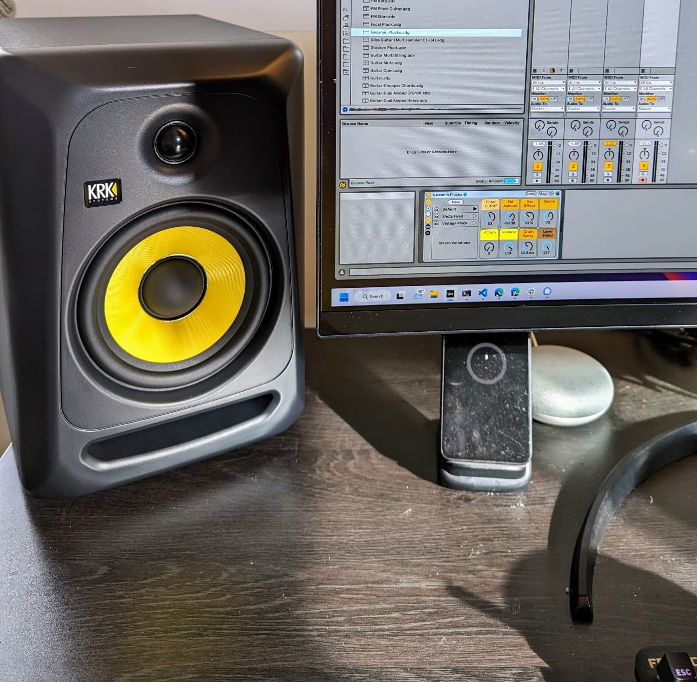 KRK Classic 7 Powered Two-Way Professional Studio Monitor customer photo 1