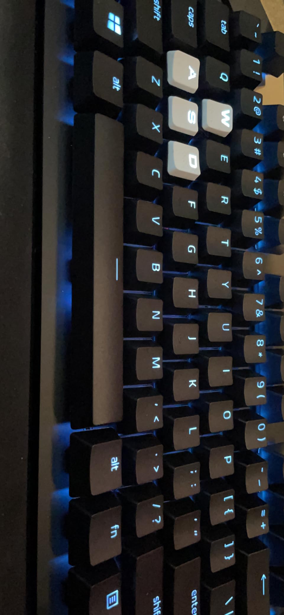 Razer Huntsman V2 TKL Tenkeyless Gaming Keyboard: Fast Linear Optical Switches Gen2 w/Sound Dampeners & 8000Hz Polling Rate - Detachable TypeC Cable - Doubleshot PBT Keycaps - Ergonomic Wrist Rest customer photo 1