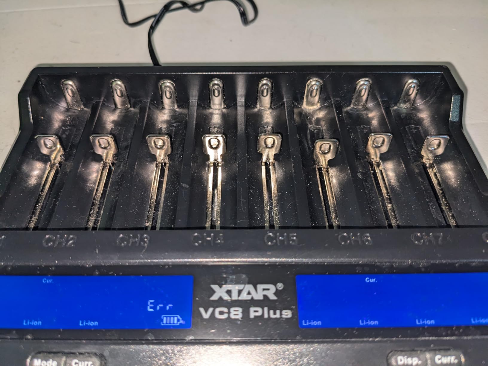 8 bays 21700 18650 Battery Charger XTAR New VC8 Plus 21700 Smart Charger with LCD Display,1A*8 Fast Charger for 3.6V 3.7V Li-ion 10440 18700 26650 1.2V Ni-MH AA AAA C Full Set with DC 12V 3A Adapter customer photo 1