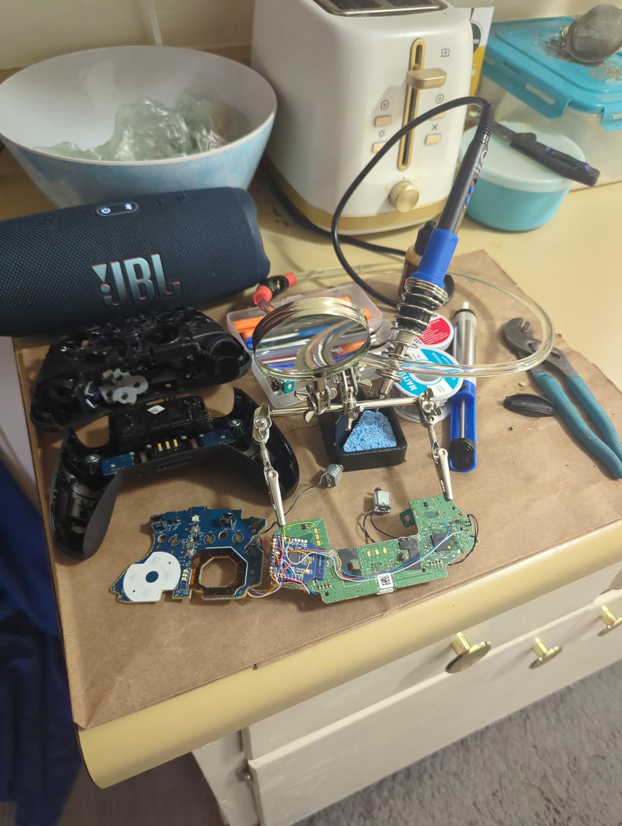 Soldering Iron Kit, 100W High-Power LCD Digital Soldering Iron, Circuit Board Repair Soldering Kit with Magnifying Glass Helping Hands, Adjustable Temperature Solder Welding Tools customer photo 1