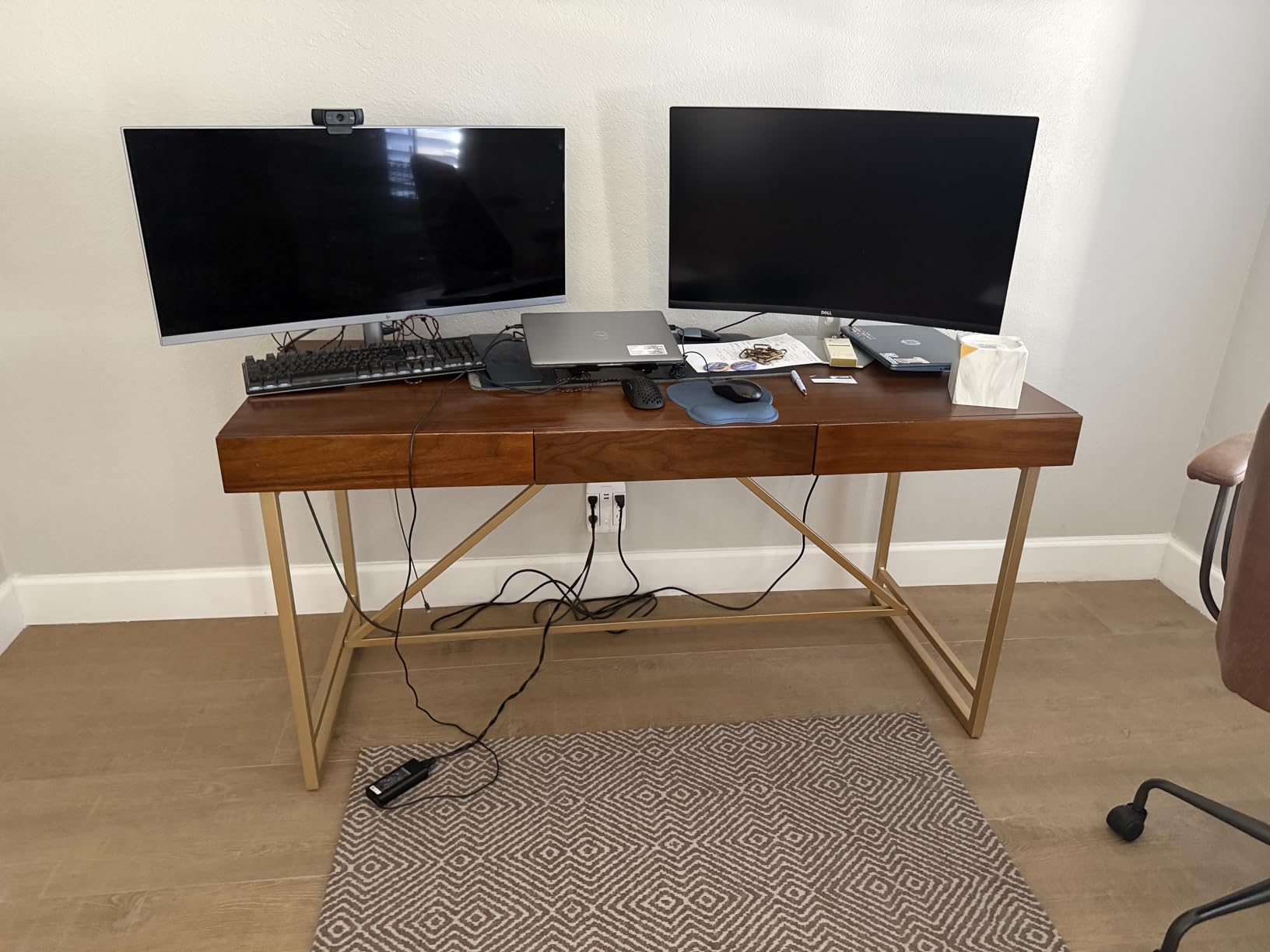 No-Screw Under Desk Cable Management Tray - Self-Adhesive Installation, Cord Management, Cable Tray, Under Desk Wire Organizer - Black Set of 2 customer photo 1