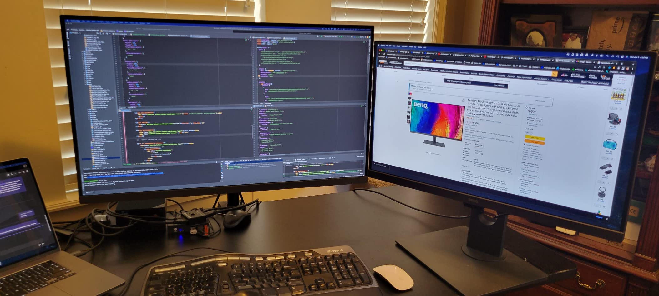 BenQ PD3205U Mac-Ready Monitor 32-inch 4K UHD 99% Rec.709 & sRGB, IPS, DeltaE ≤3, ICC Sync, Calibration Report, AQCOLOR, USB-C (90W), USB Hub customer photo 2