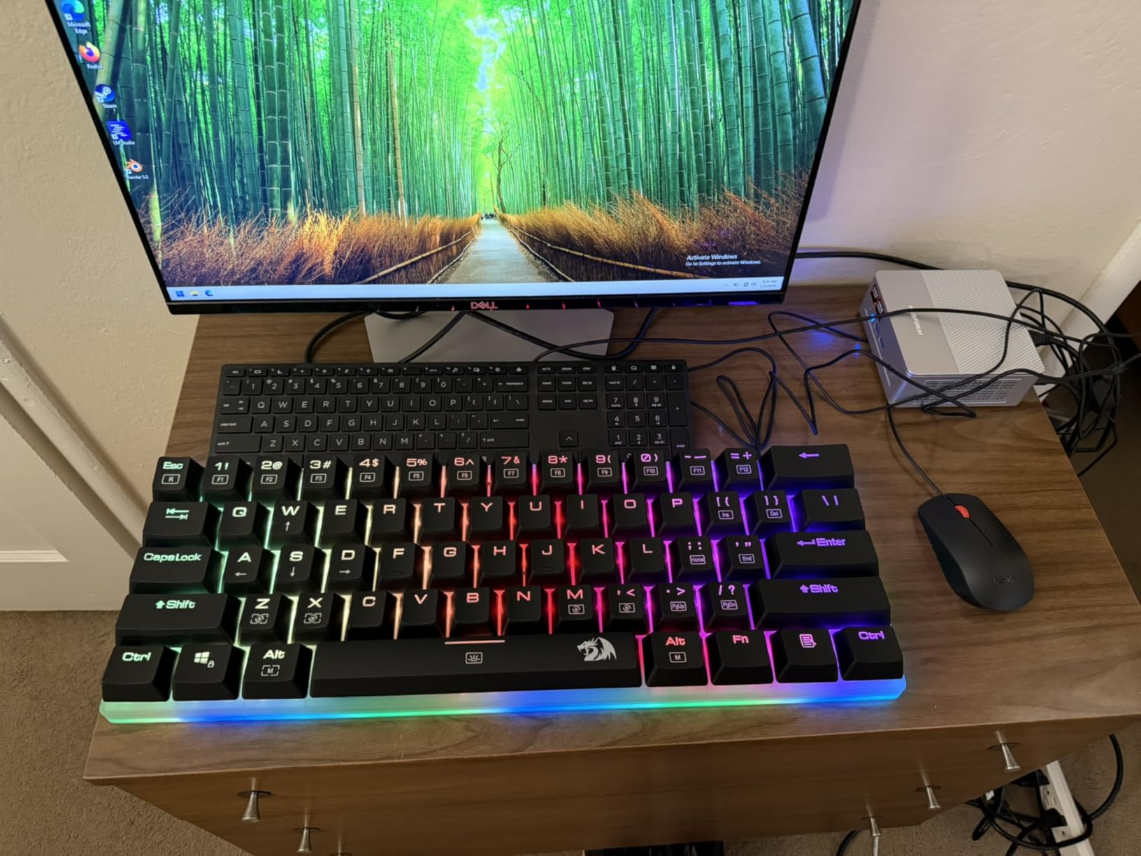 Redragon K605 Alien Giant Mechanical Gaming Keyboard, Super Big 61 Keys & Outemu Blue Switch, RGB LED Backlit Ergonomic Wired Type-C Full Key Conflict Free Anti-Ghosting NKRO Keyboard customer photo 1