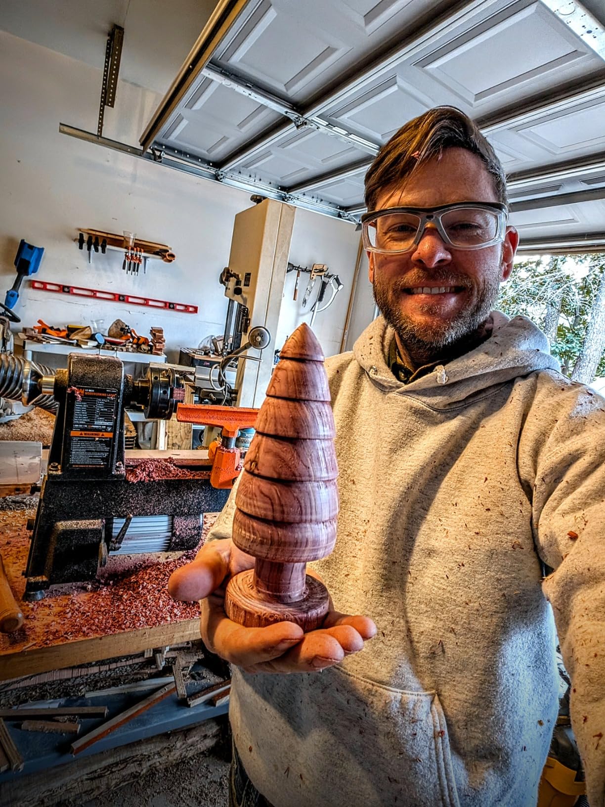 WEN LA3424 4.5-Amp 12-Inch by 18-Inch 5-Speed Benchtop Wood Lathe, Black customer photo 2