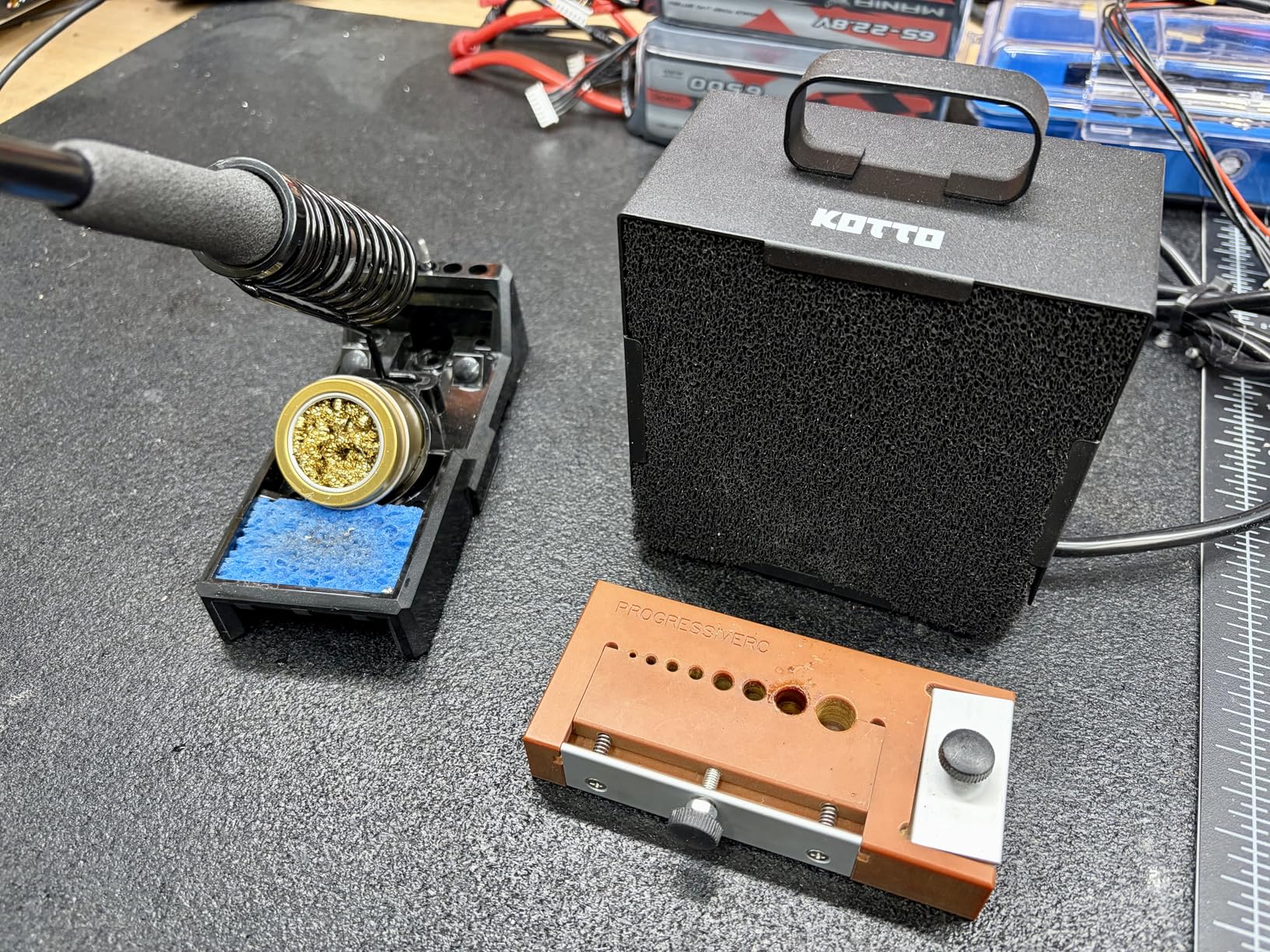 KOTTO Solder Smoke Absorber Remover Fume Extractor Smoke Prevention Absorber DIY Working Fan for Soldering Station (Black) customer photo 1