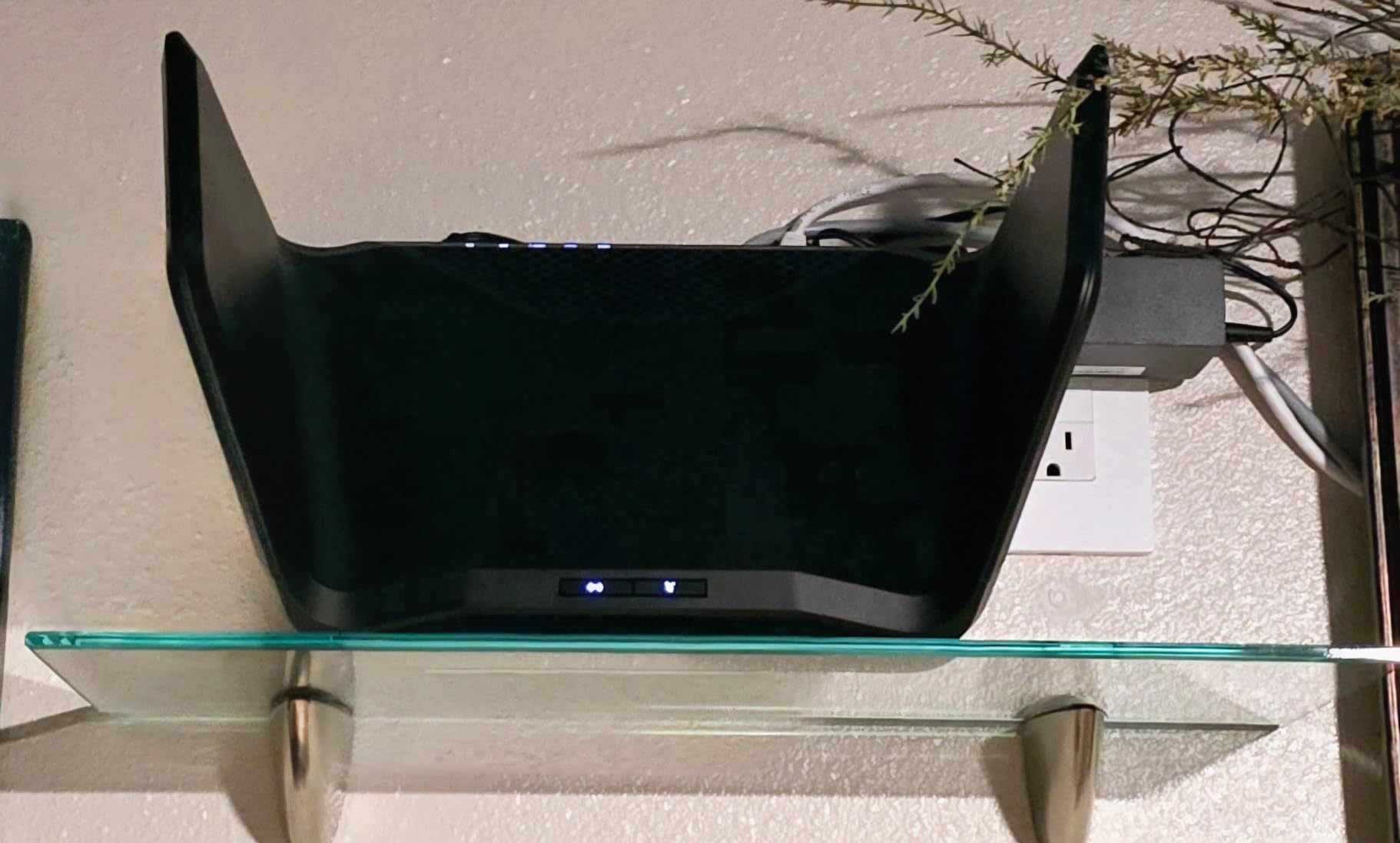 NETGEAR Nighthawk Tri-Band WiFi 6E Router (RAXE300) - Security Features, AXE7800 Wireless Gigabit Speed (Up to 7.8Gbps), New 6GHz Band, 8-Streams Cover up to 2,500 sq. ft., 40 Devices customer photo 1