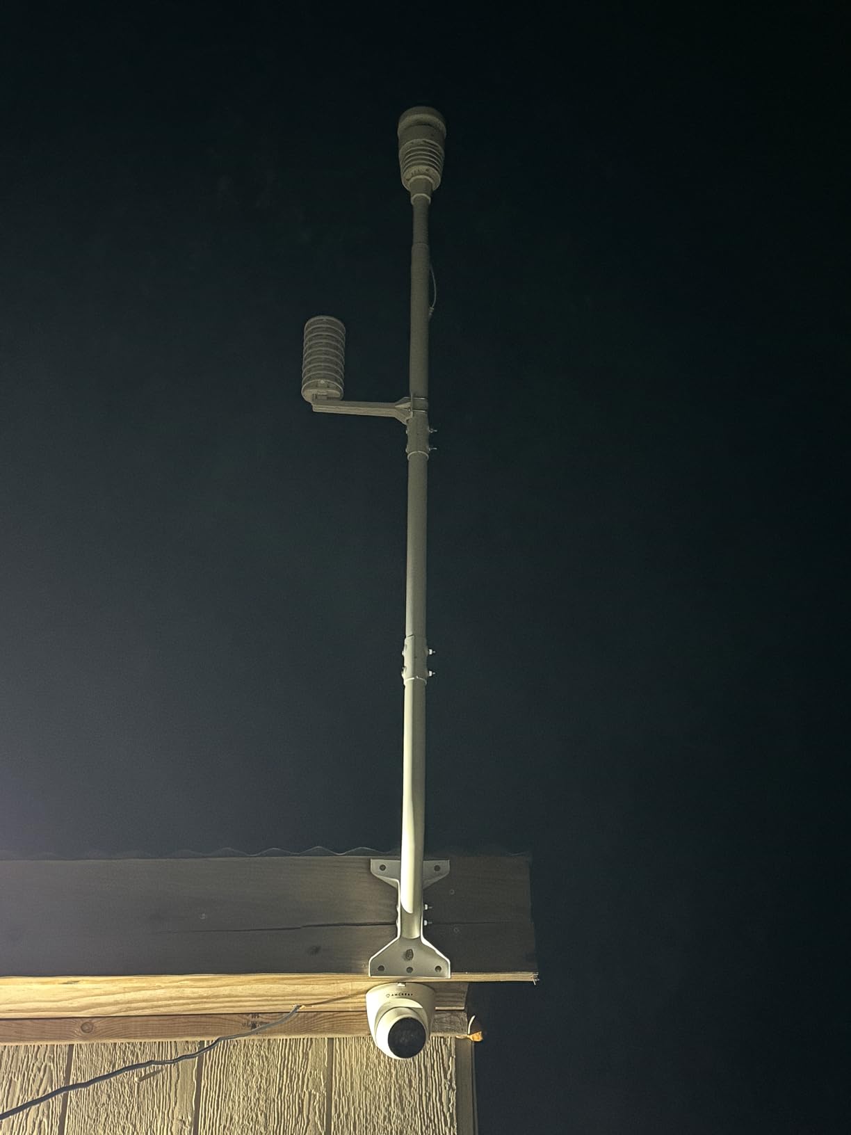 ECOWITT WH57 Wireless Lightning Detection Sensor customer photo 1
