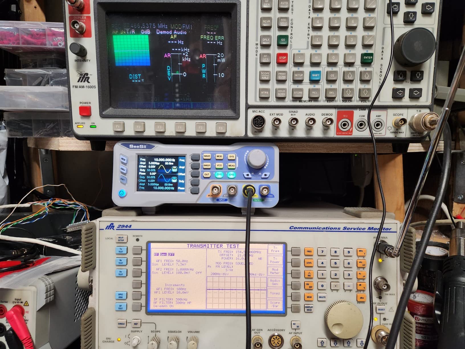 Upgraded Signal Generator, Seesii 80MHz 275MSa/s Dual Channel Signal Source Arbitrary Waveform Function Generator Frequency Meter, Support Phase Difference of 0-359.99° Adjust & APP Control customer photo 1