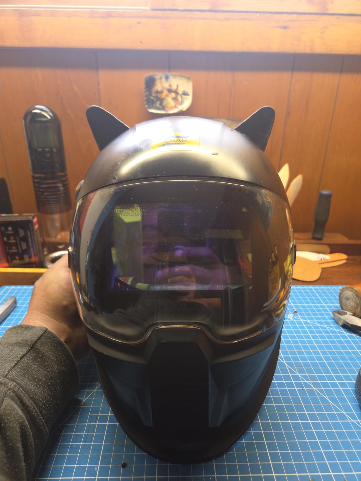ESAB Sentinel A60 Welding Helmet, Black Low-Profile Design, High Impact Resistance Nylon customer photo 1