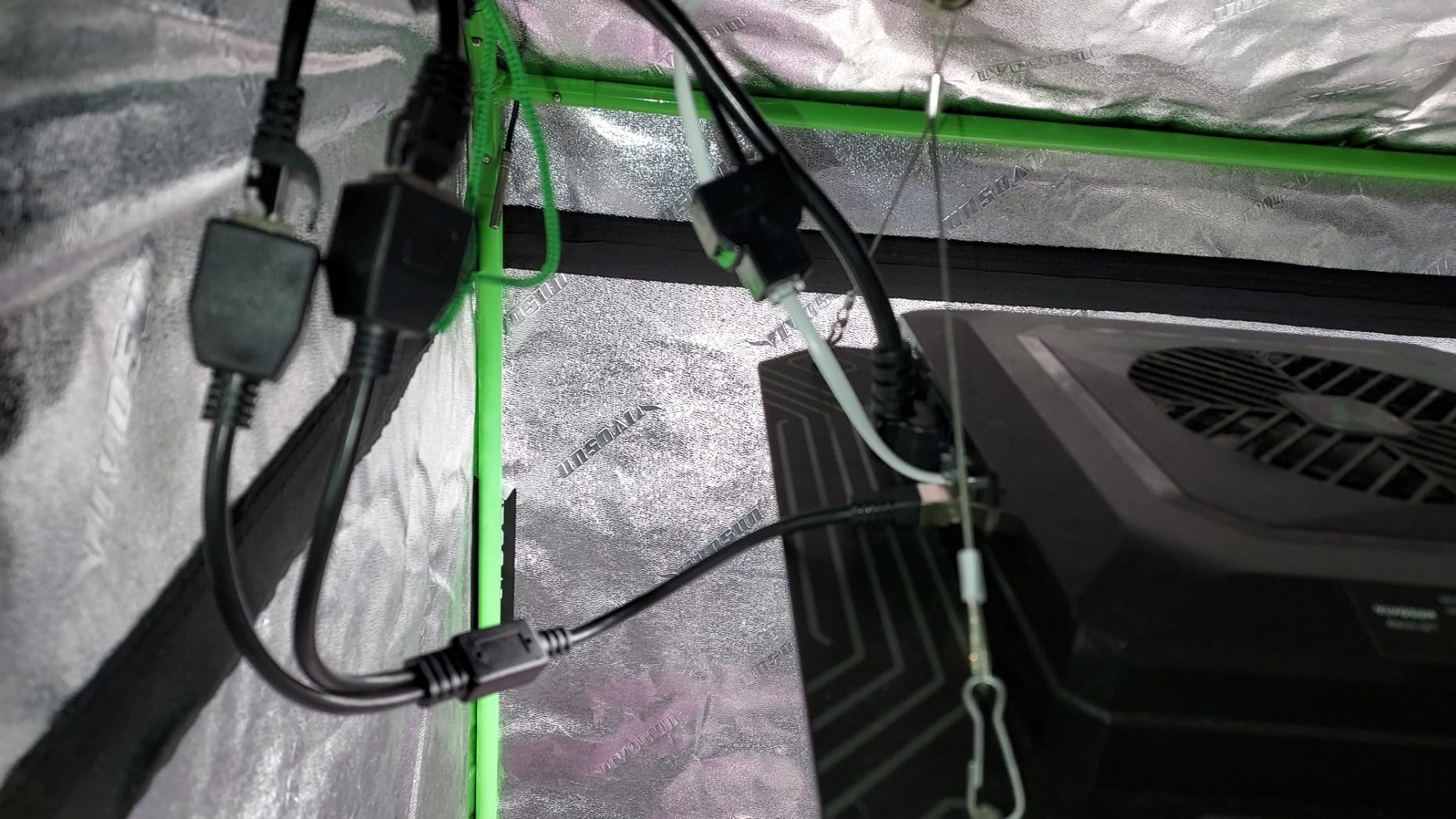 VIVOSUN GrowHub Controller E42A+ for Grow Tent, Smart Environmental WiFi-Controller with Temperature, Humidity, VPD, Timer, Cycle, Schedule Controls, Cooling Ventilation Lighting Programming customer photo 1