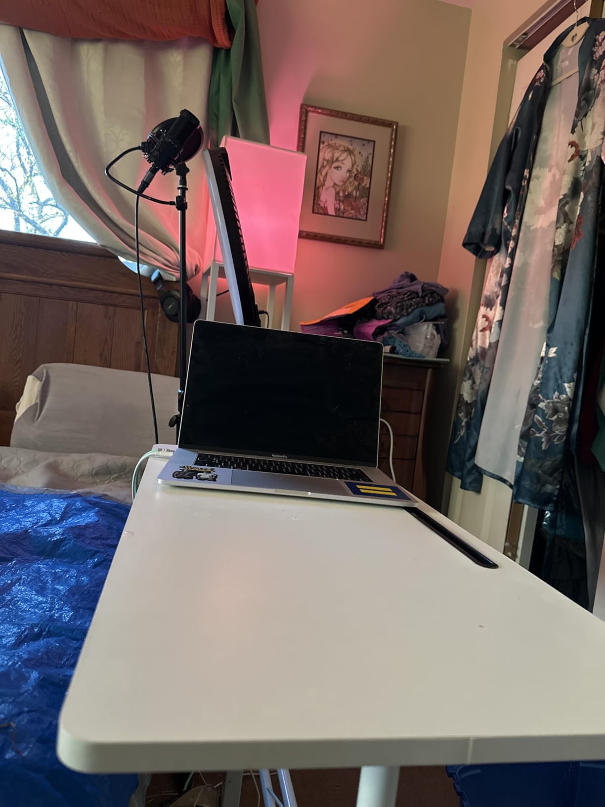 KLSMYHOKI Standing Desk Adjustable Height, Mobile Stand Up Desk with Wheels Small Computer Desk Rolling Desk, Portable Laptop Desk White Standing Table Home Office Desks 16