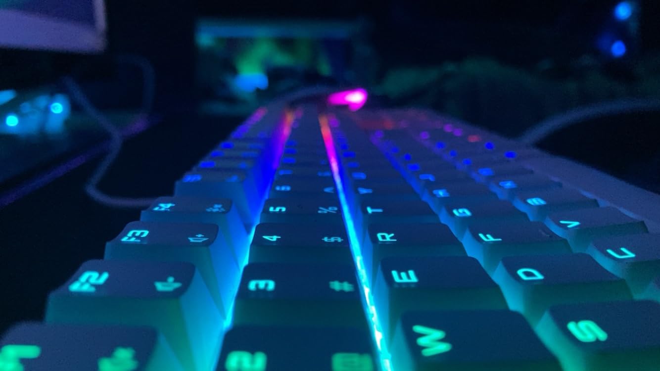Cherry MX 3.0S Wired Mechanical Gaming Keyboard, Robust Aluminum Housing, RGB-Lighting, Full Key Rollover, Anti Ghosting, MX RED Switches, White customer photo 1