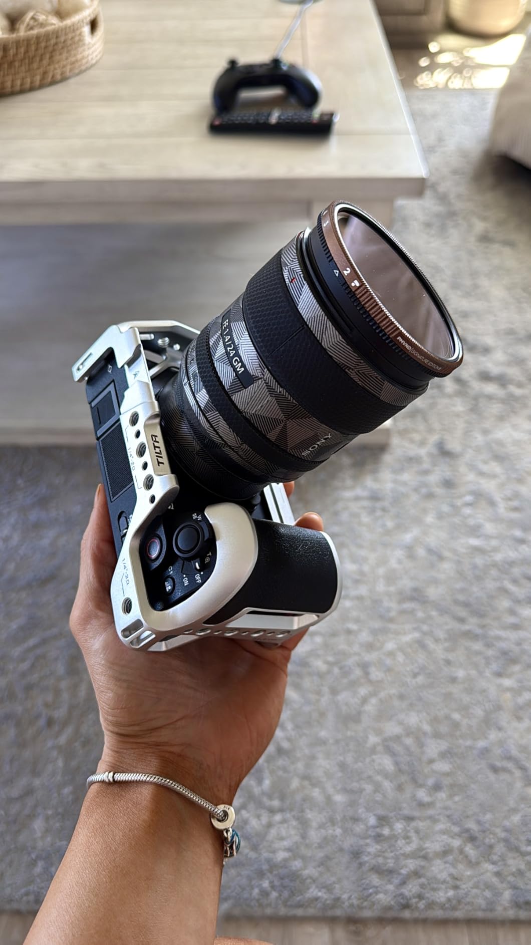 Sony Alpha ZV-E1 Full-Frame Interchangeable Lens Mirrorless Vlog Camera - White Body customer photo 2