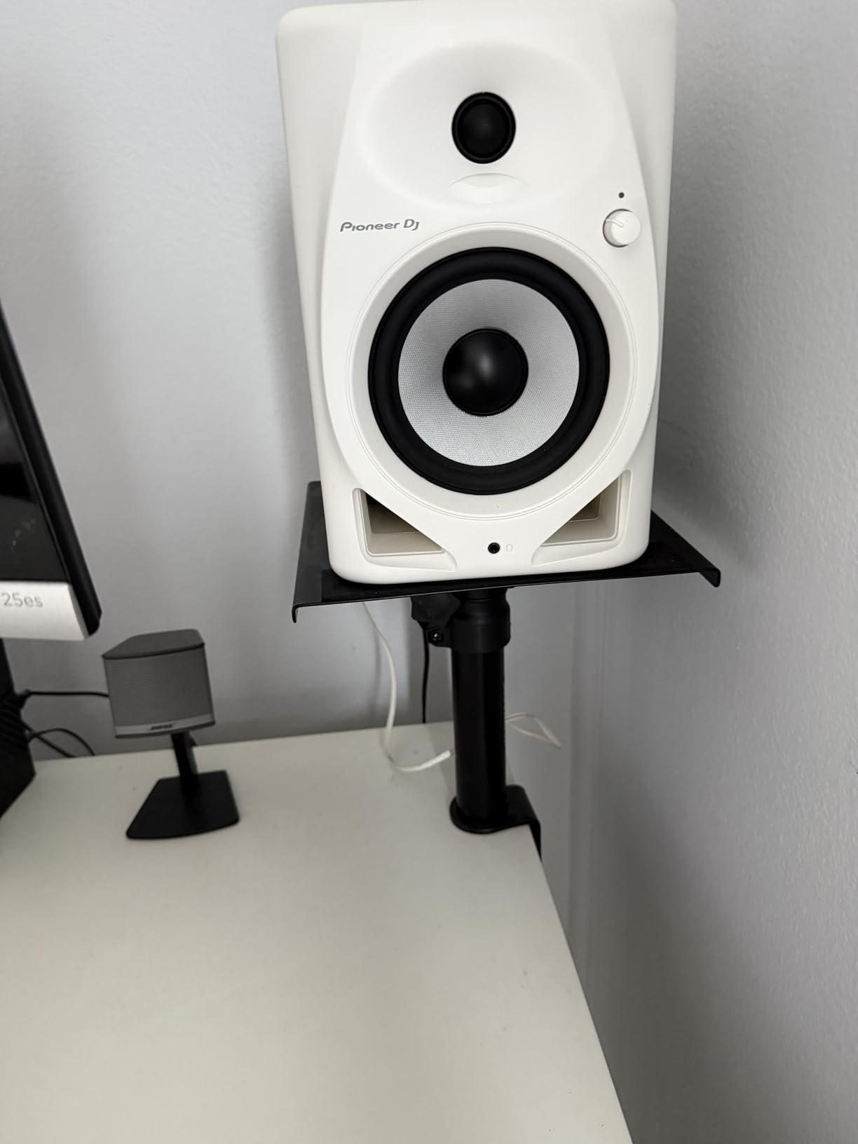 Vondynote Set of 2 Desktop Clamp Speaker Stands Short Studio Monitor Stands Height Adjustable customer photo 1