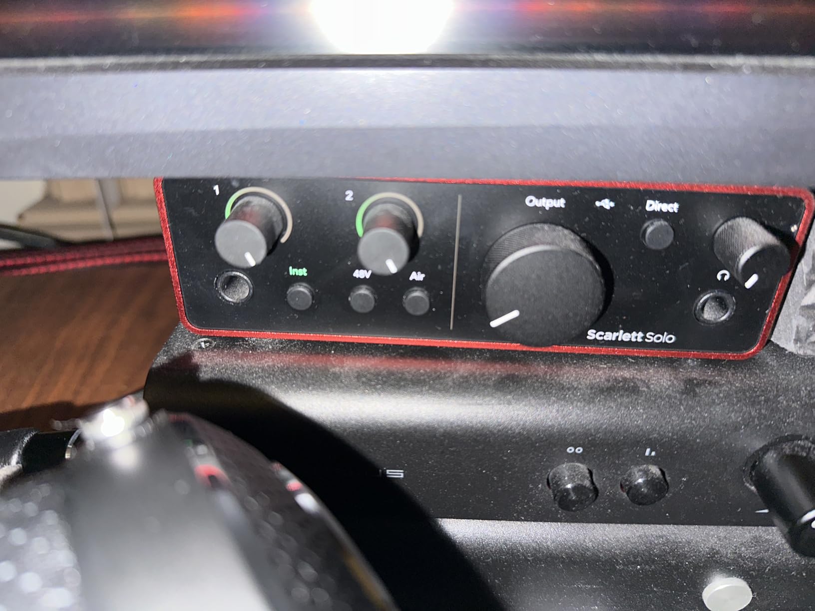 Focusrite Scarlett Solo 4th Gen USB Audio Interface, for the Guitarist, Vocalist, or Producer - High-Fidelity, Studio Quality Recording, and All the Software You Need to Record customer photo 2