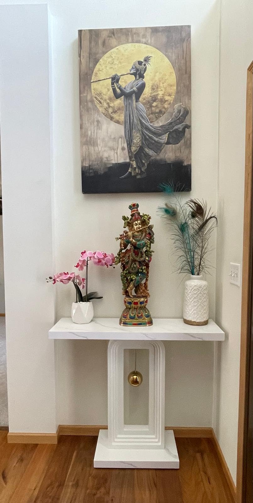 Tribesigns Modern Console Table, 40 Inches Faux Marble Sofa Table, Contemporary Entryway Table with Pendulum Shape Base for Living Room Hallway Entrance, White customer photo 1