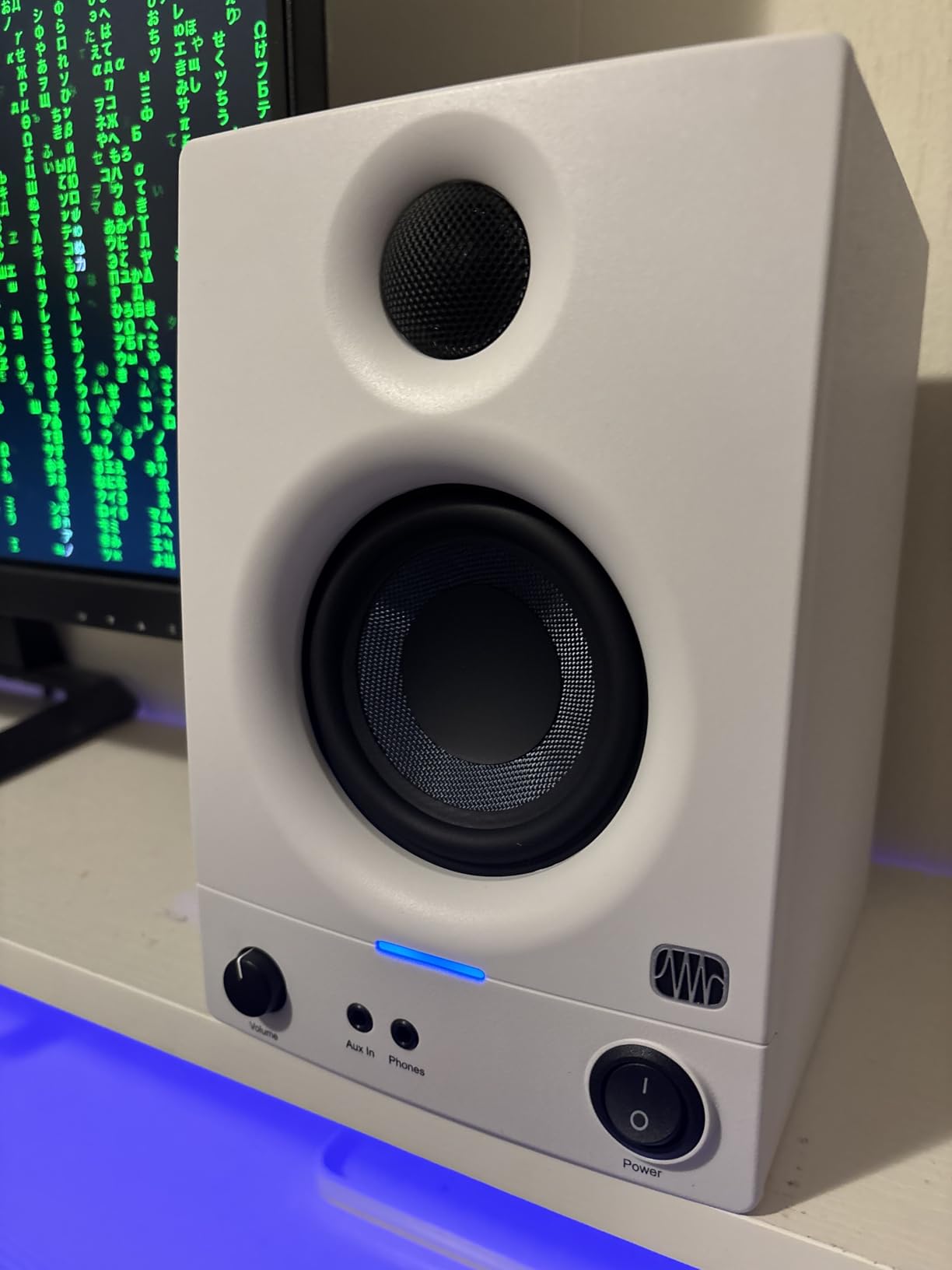 PreSonus Eris 3.5 Studio Monitors, Pair - Powered, Active Monitor Speakers for Near Field Music Production customer photo 1