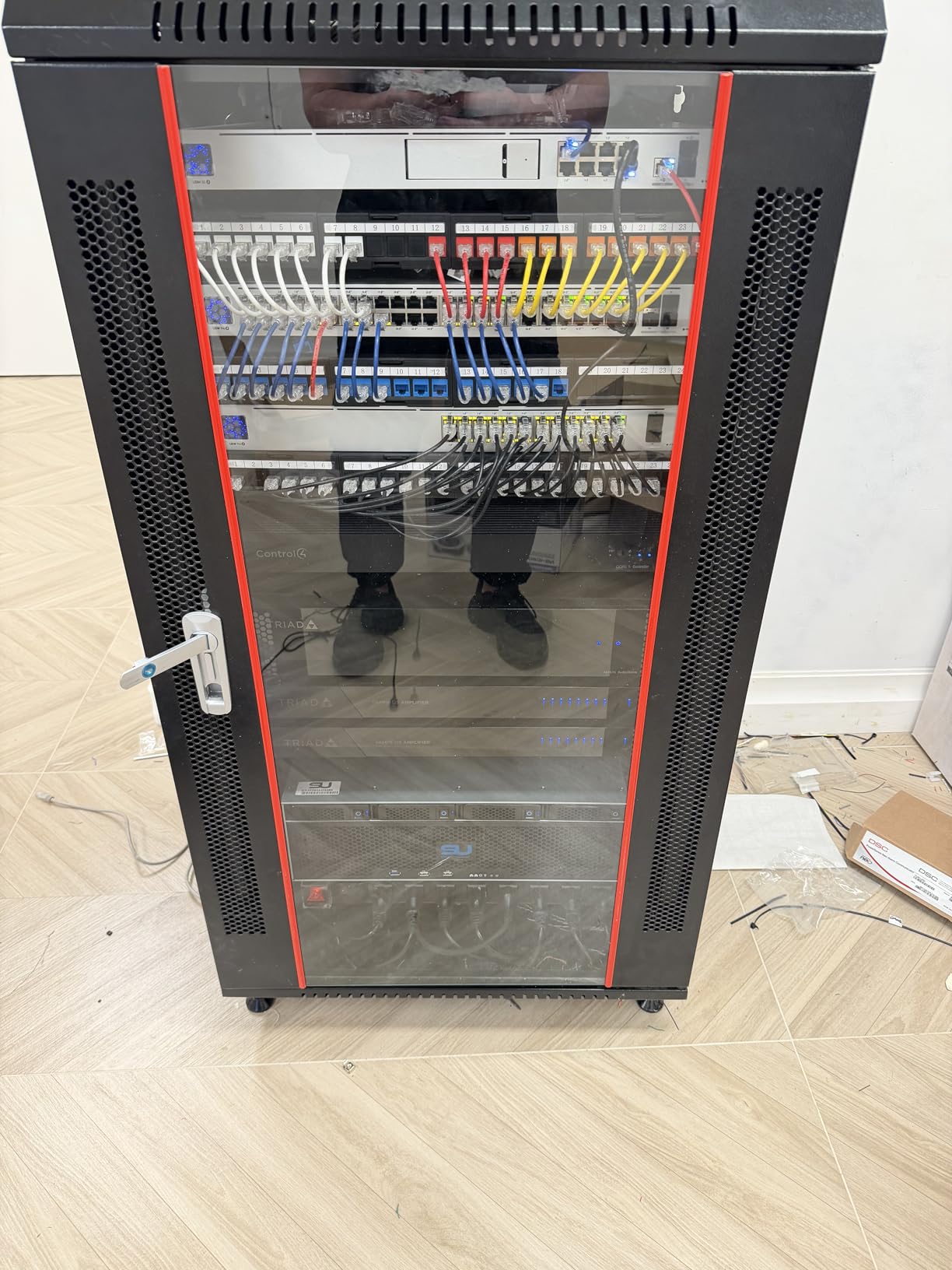 9U Wall Mount Server Rack Cabinet 24