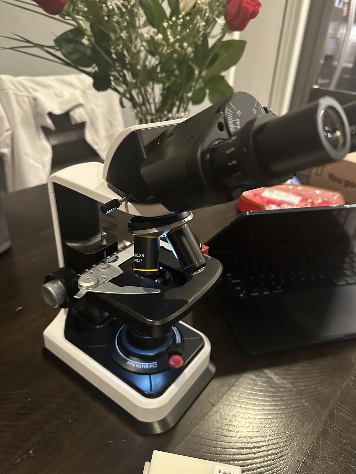 Compound Microscope, 40X-2500X, WF10x and WF25x eyepieces, Dual LED Lighting and Two-Layer Mechanical Stage, Microscope for Adults customer photo 2