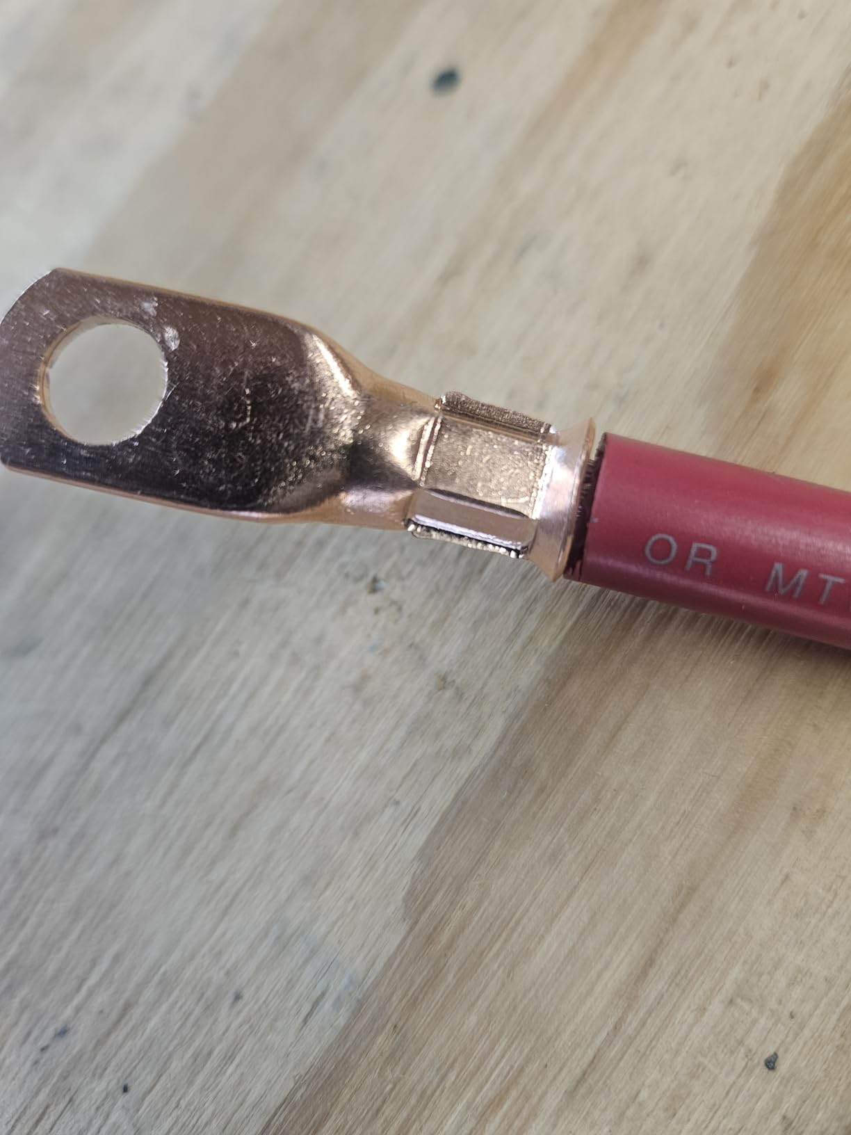 YUZES Hydraulic Crimping Tool 10 Tons, 12 AWG to 2/0 Battery Cable Crimper Tool with 9 Dies, Easy to Operate Hydraulic Wire Crimping Tool Kit for Wire Rope, Battery Cable Ends Ring Terminals customer photo 2