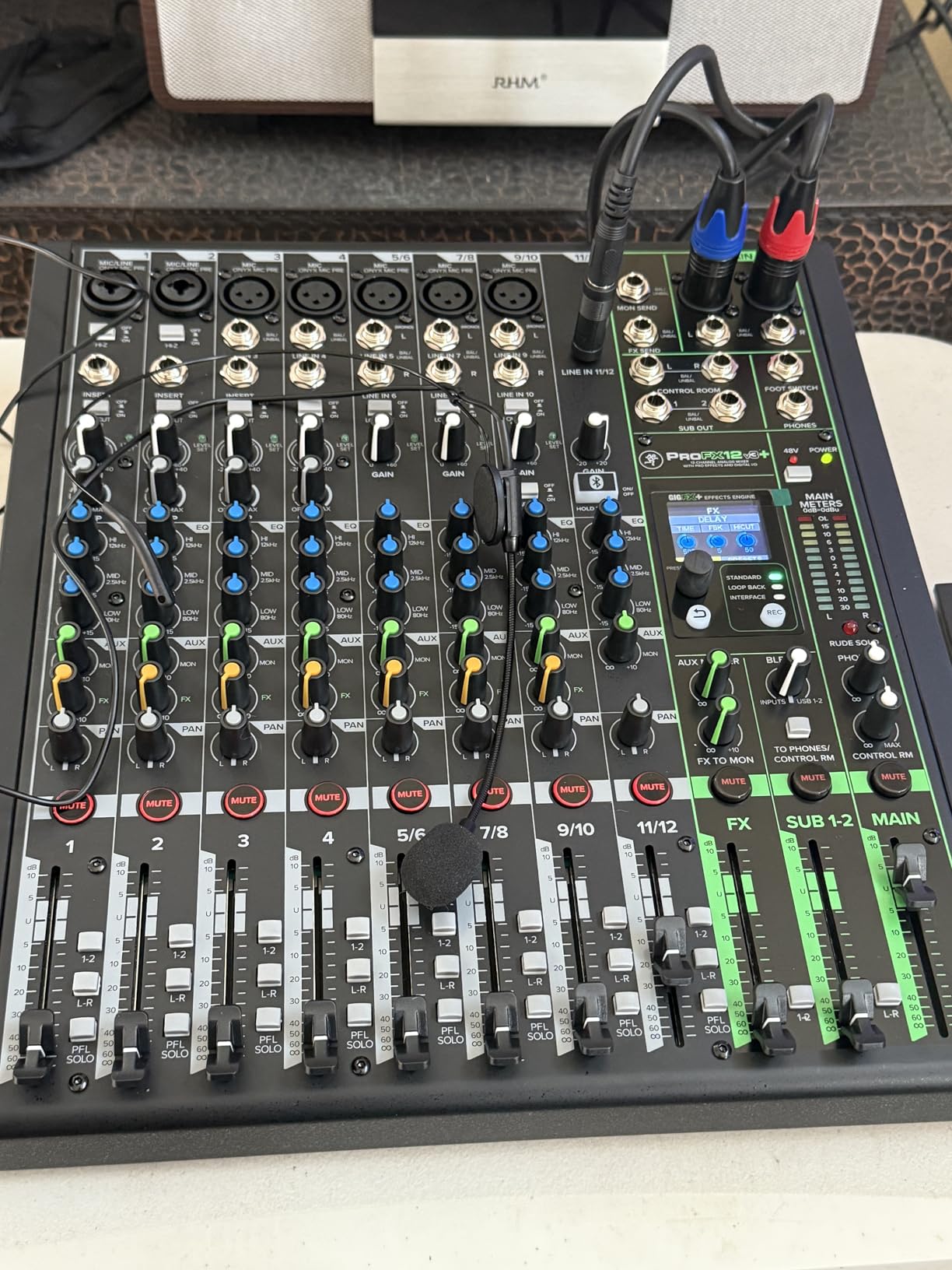 Mackie ProFX6v3+ 6-Channel Professional Analog Mixer with USB, Onyx Mic Preamps, GigFX Effects Engine, and Bluetooth customer photo 2