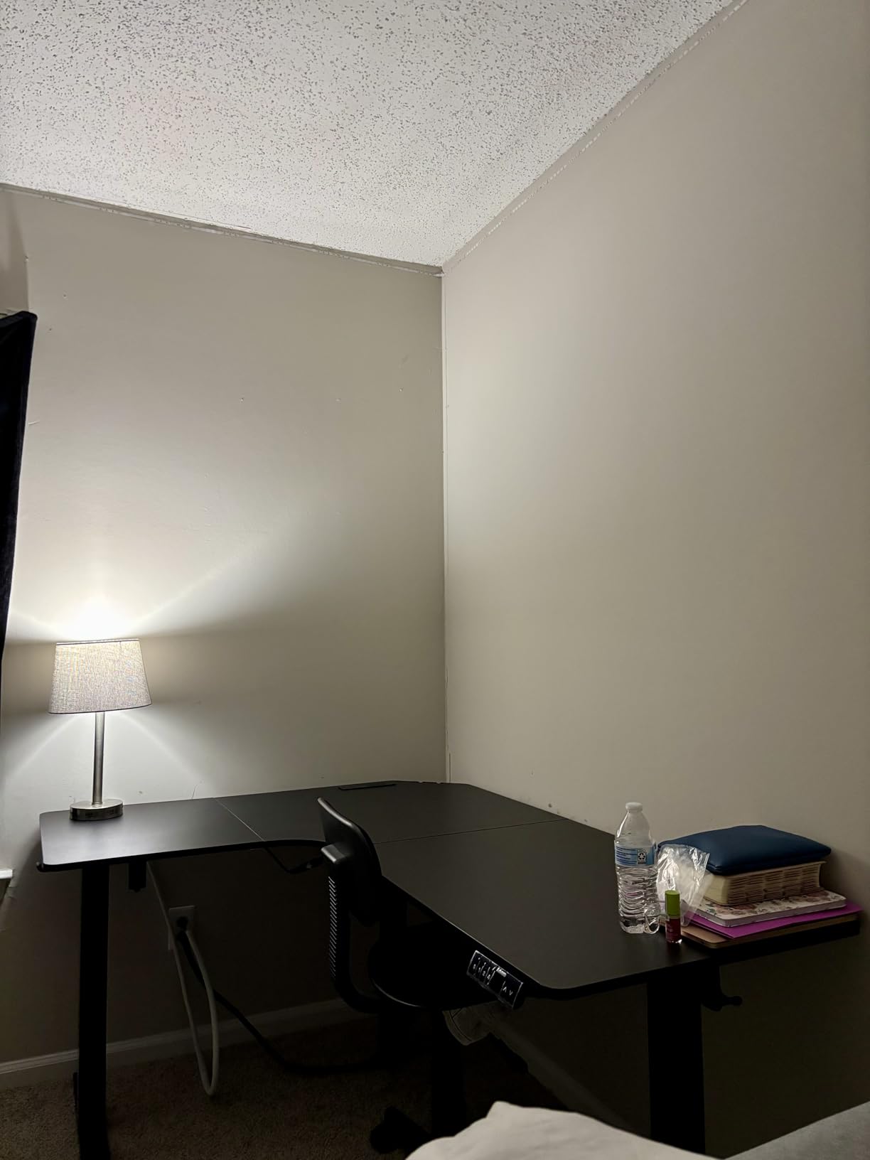 HUANUO 63 L-Shaped Standing Desk, Built-in Power Outlets, Electric Height Adjustable Corner Computer Desk, Large Power Strip Holder, Sit Stand Up Desk with 3 Preset Heights, Black customer photo 1