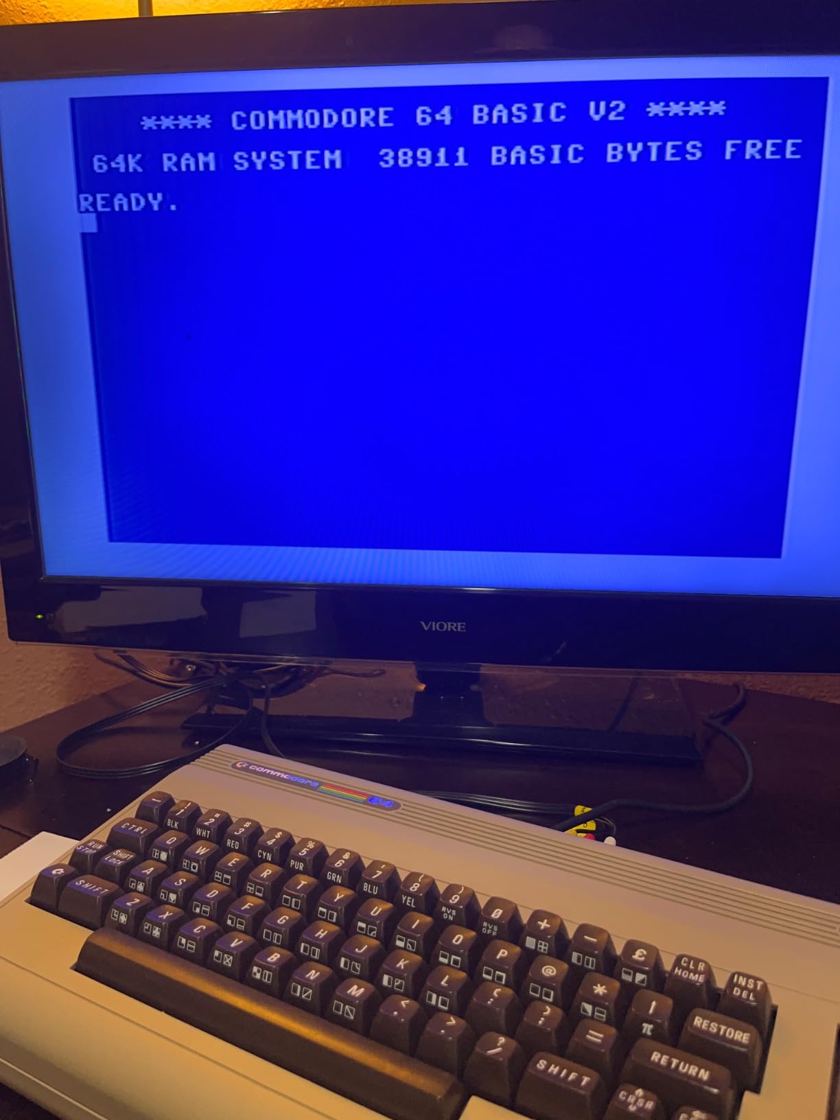 Commodore 64/128 AV Adaptor - S-Video Composite & 2ch Audio L/R customer photo 1