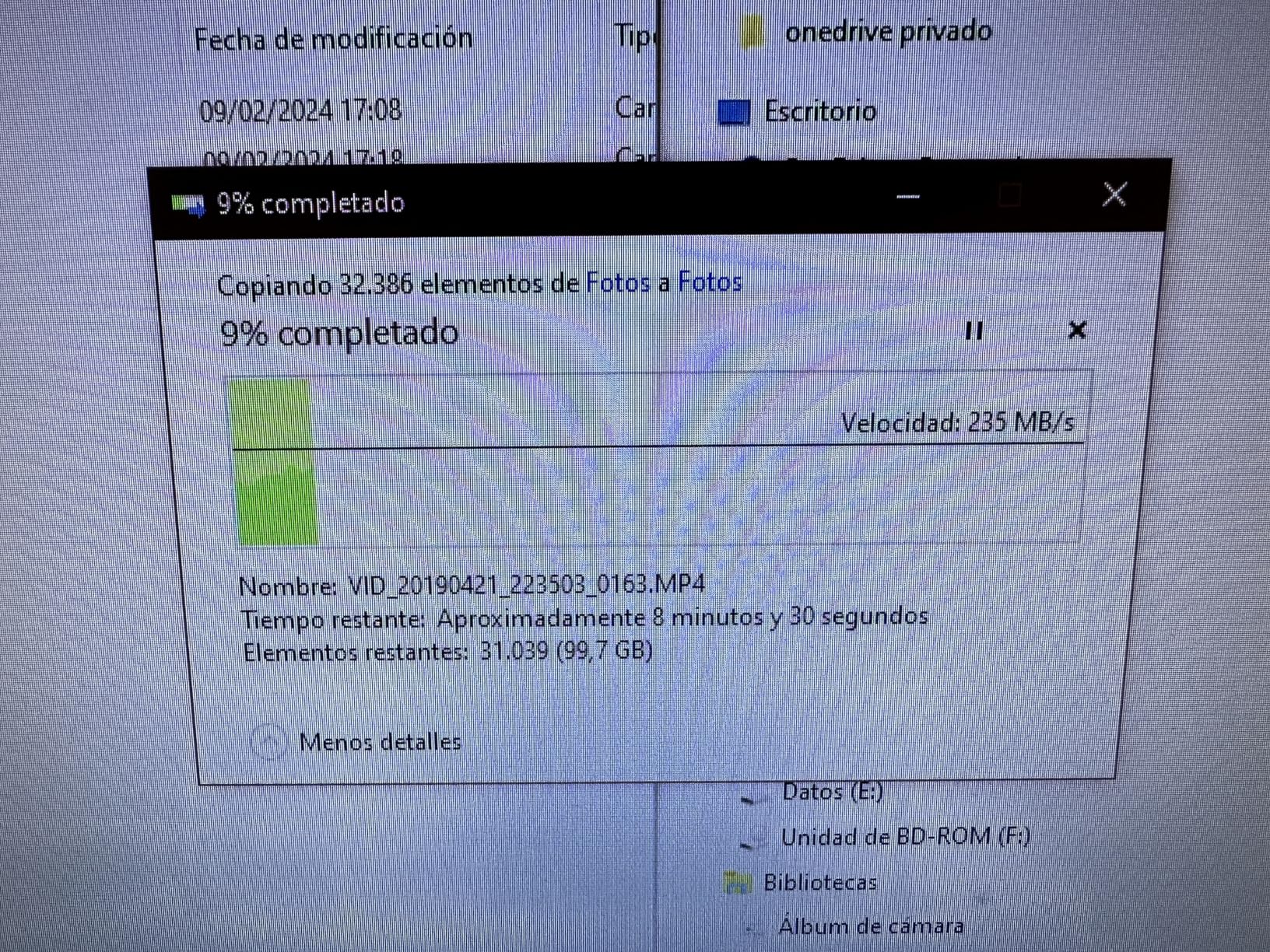 TERRAMASTER F4-424 Pro NAS Storage - 4Bay Core i3-N305 8-Core 8-Thread CPU, 32GB DDR5 RAM, 2.5GbE Port x 2, Network Attached Storage Peak Performance for Business (Diskless) Black customer photo 1