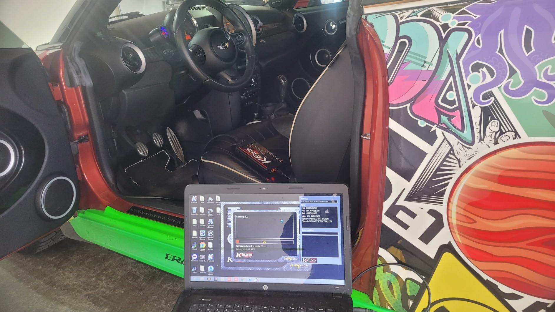 Kess V5.017 Programming Tool V2.8 ECU OBD2 ECU Programming Tool Unlimited Token Car Diagnostic Tool customer photo 1