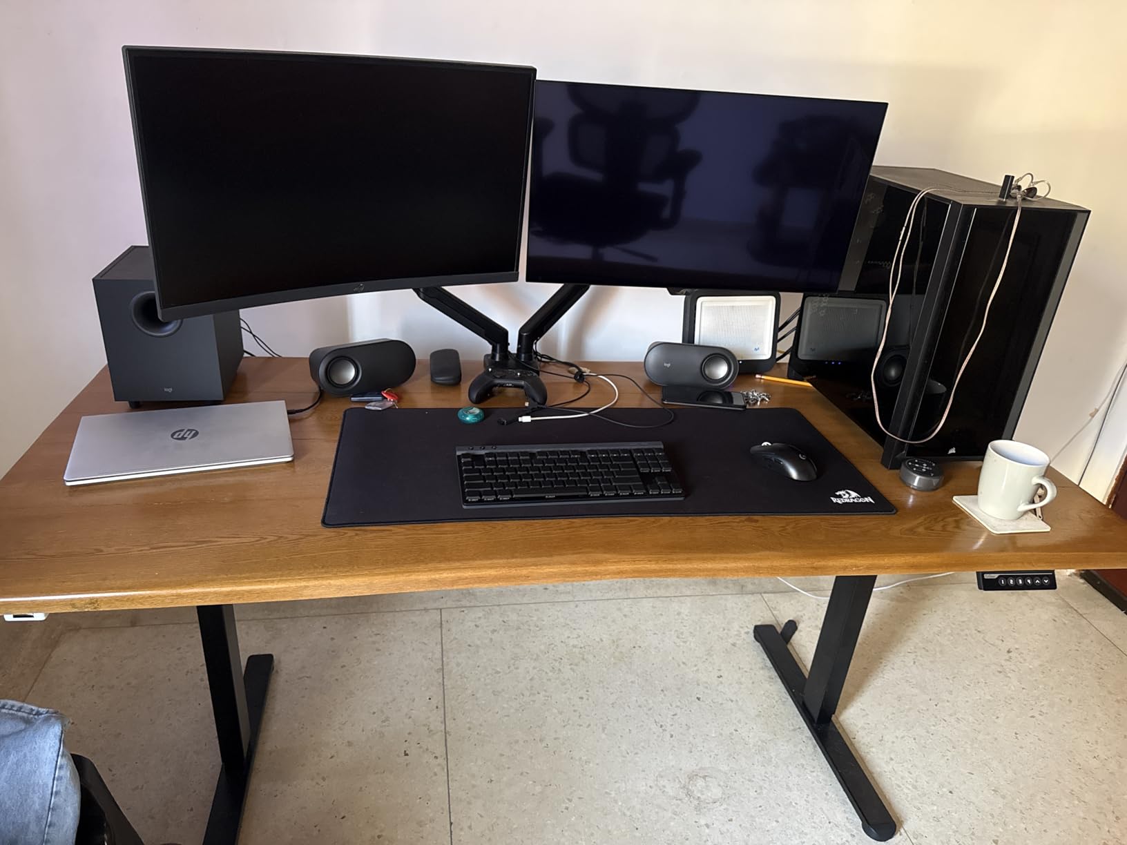 ErGear Dual Motor Standing Desk Frame, Electric Adjustable Legs Compatible Desktop Size 44-90, 264 lbs Weight Capacity, 4 Memory Height Settings Stand up Desks Base, Black Frame Only customer photo 2