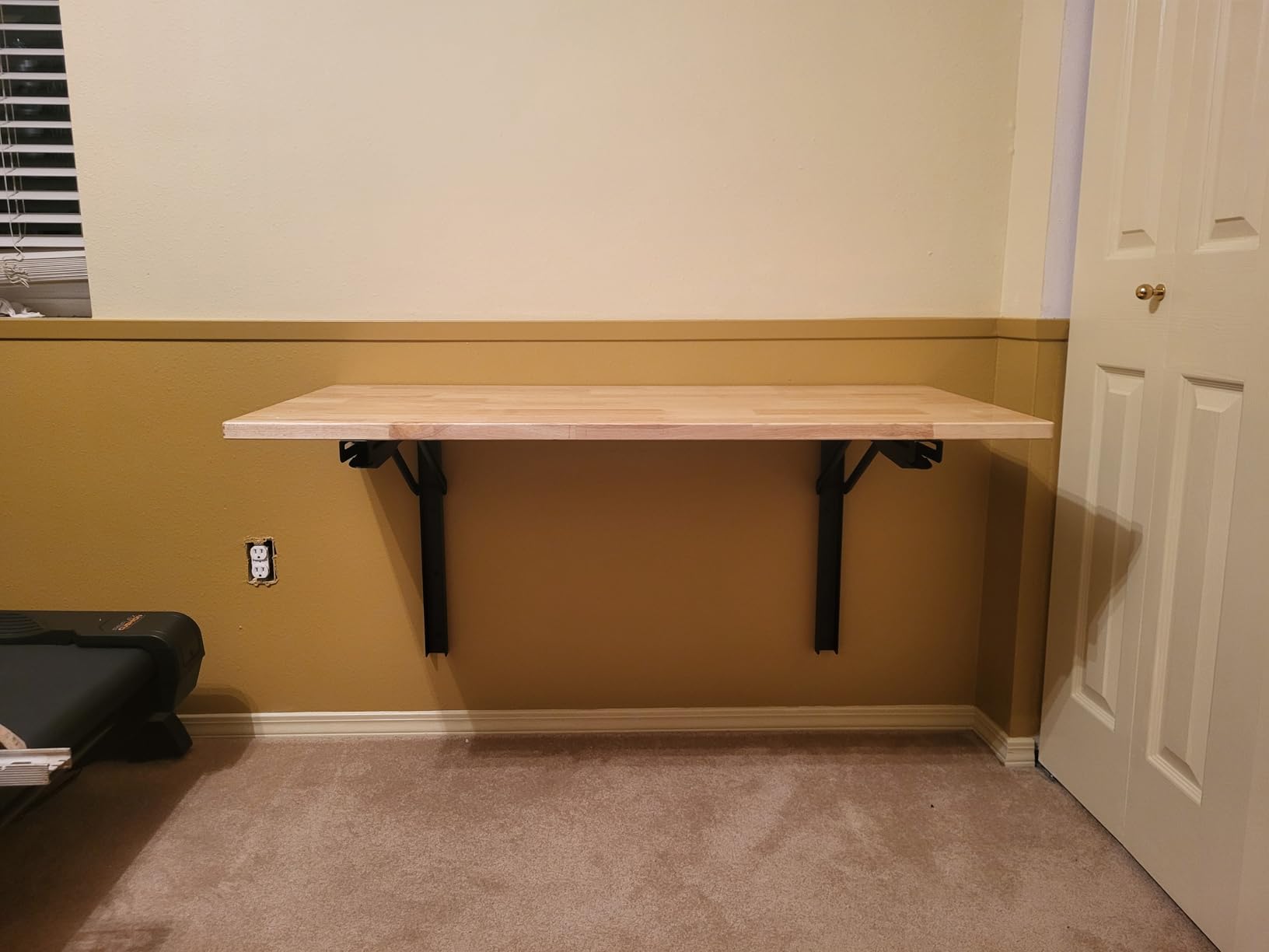 Wallmaster Wall Mounted Folding Workbench Heavy Duty Fold Down Table Utility Bench Solutions Laundry Shelf Wall Desk with Metal Shelf Bracket (32 x 18) customer photo 1