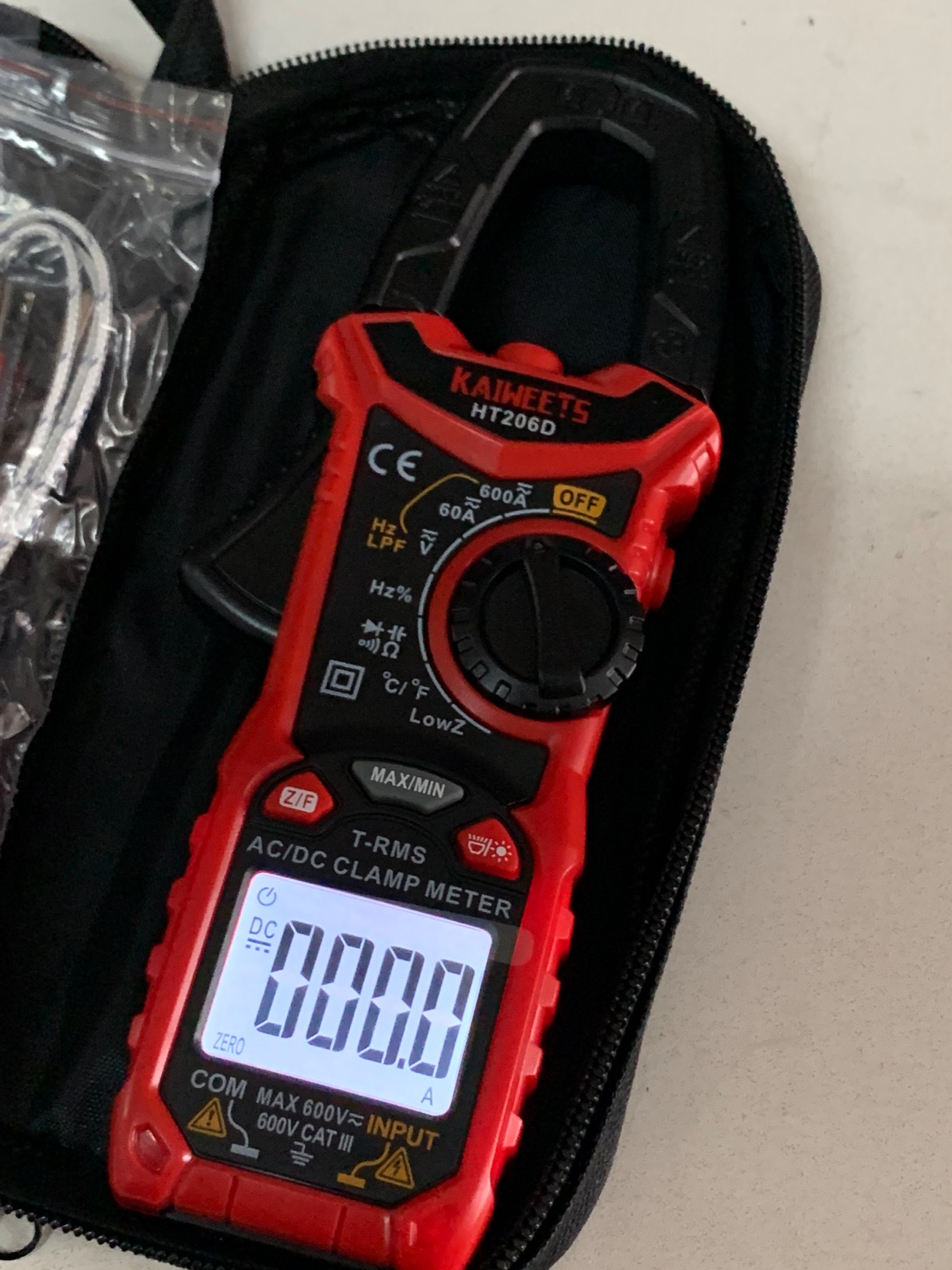 KAIWEETS Digital Clamp Meter Multimeter with D-Shaped Jaw for AC/DC Current & Voltage, Auto-ranging 4000 Counts Voltage Tester with Flashlight Backlight, Measuring Temperature Continuity Diode NCV customer photo 2
