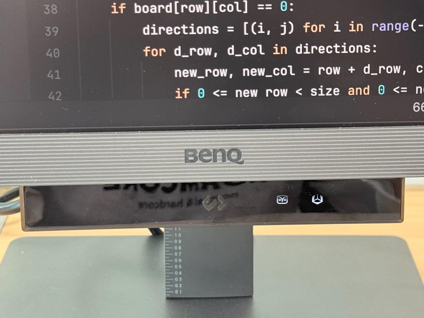 BenQ RD240Q 24.1 inch WQXGA Programming Monitor, 90W USB Type-C, Advanced Coding Modes, Coding HotKey, Ergonomic Design, 16:10 Special Ratio, Circadian Mode, Eye-Care Technology customer photo 2