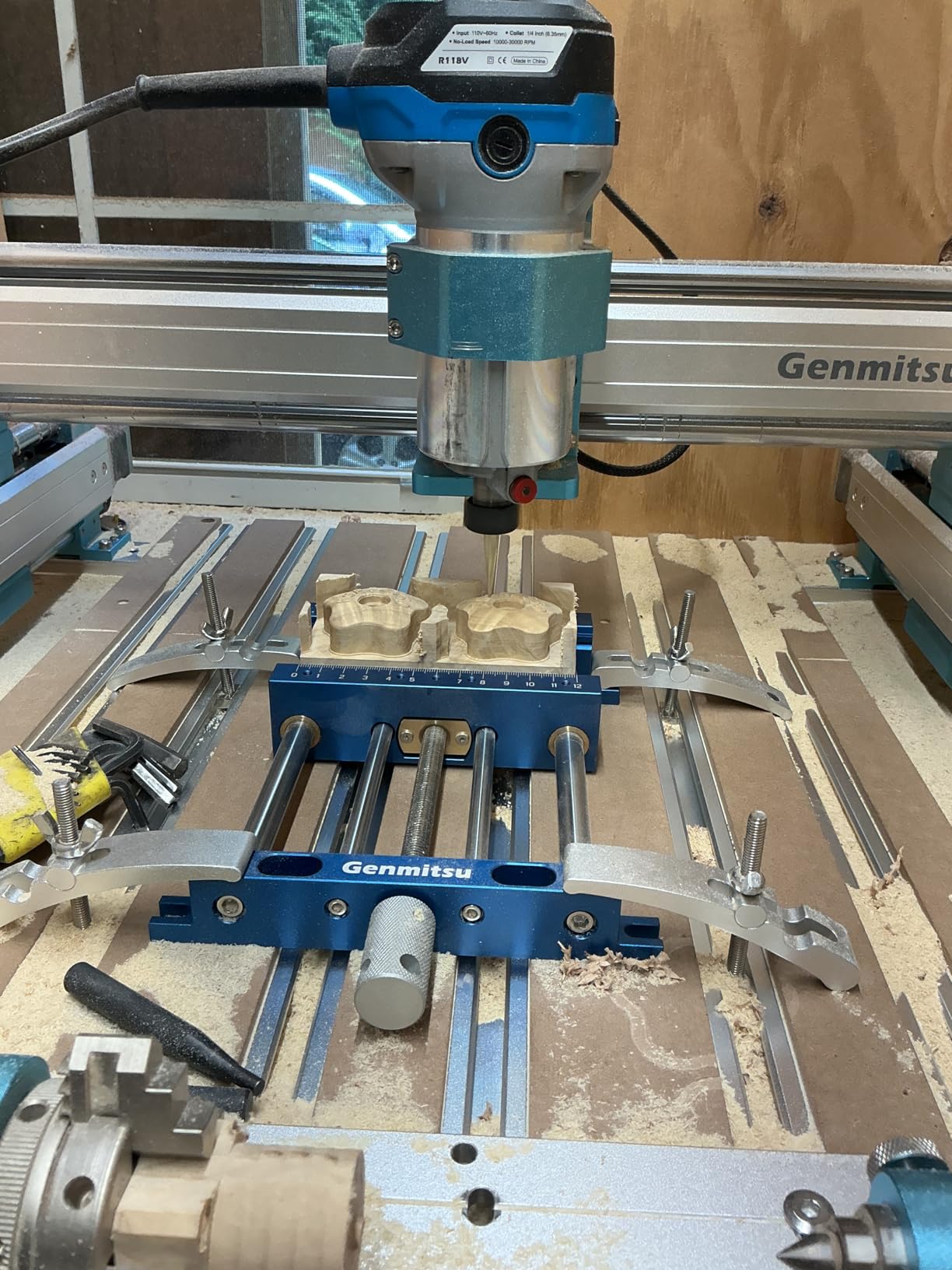 Genmitsu Upgrade Aluminum Bench Vise Clamp, High-Precision CNC Router Clamp for Unique Shaped Woodworking & Metalworking Milling Project, Size 9.4