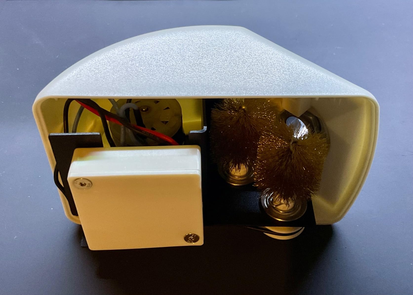 YIHUA 200C Motorized Soldering Iron Tips Copper Cleaner with Infra-red Sensor, 6 Brass Wool Brushes, 12V Power Adapter, and Pry Bar customer photo 2