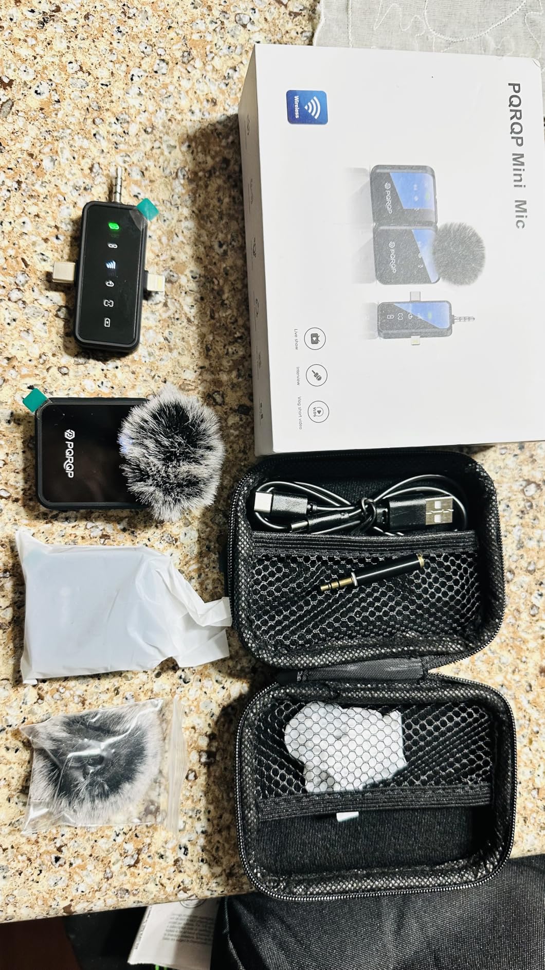 PQRQP 3 in 1 Microphone for iPhone/Android/Camera, Wireless Microphones, 328ft Transmission, 18H Battery Life, Mini Microphone for Record Interview, Vlogs, YouTube, Tiktok customer photo 1